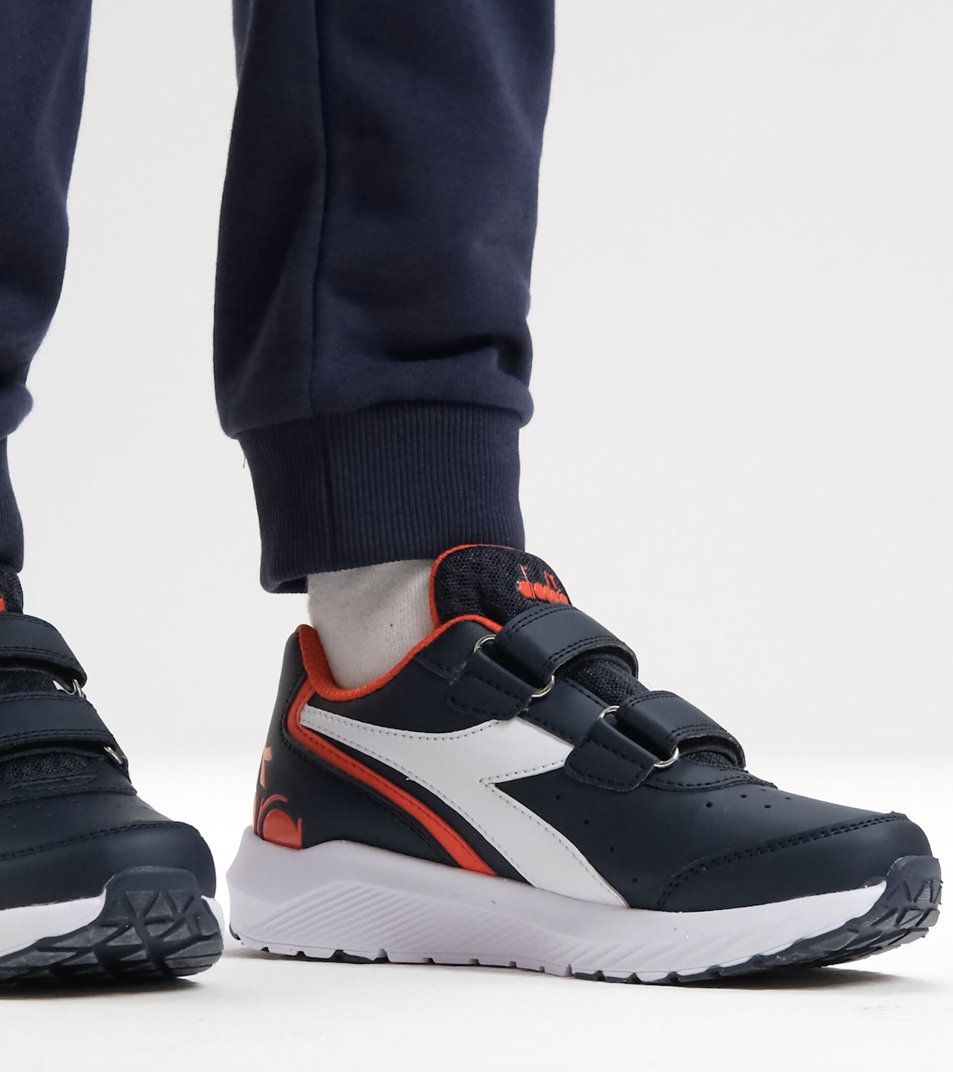 Running shoe - Kids FALCON SL JR V ESTATE BLUE/HIGH RISK RED - Diadora