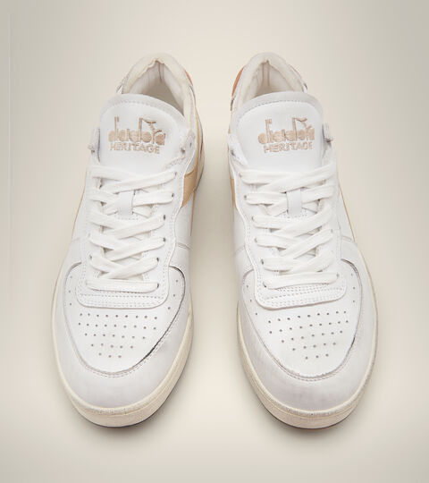 MI BASKET ROW CUT, BIANCO/BEIGE Chaussures Heritage - Unisexe MI BASKET ROW CUT BIANCO/BEIGE - Diadora