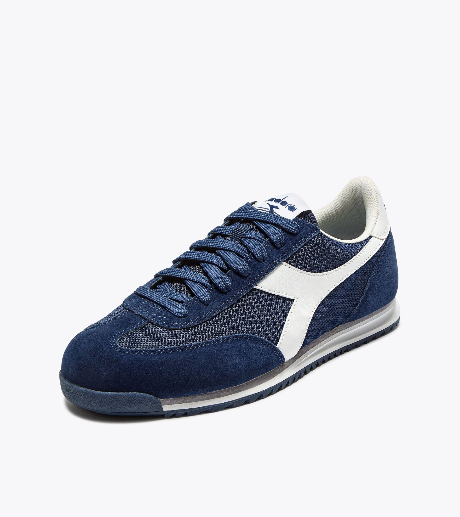 Low-profile suede sneaker - All-gender CROSS PAGEANT BLUE - Diadora