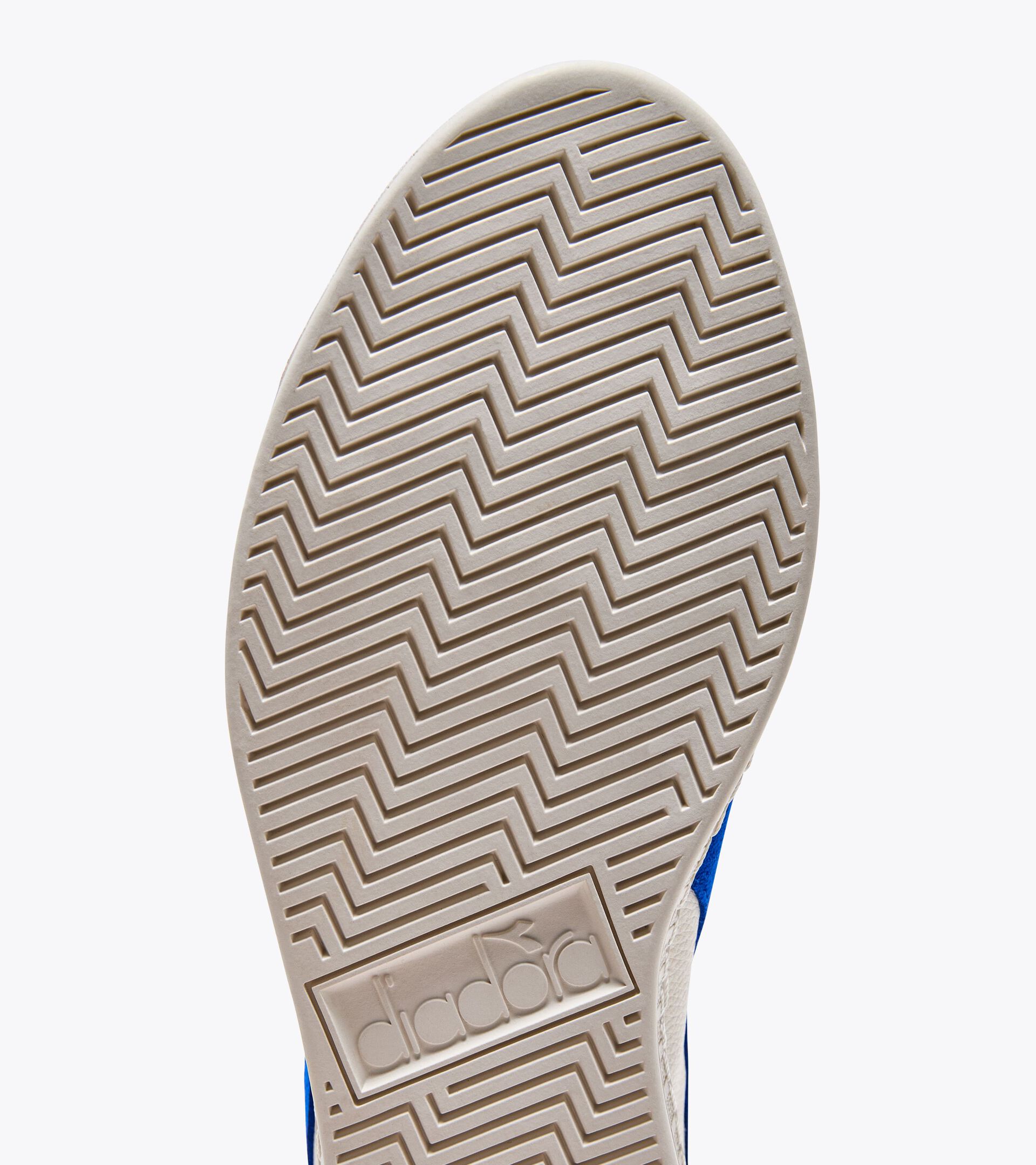 2030 sports shoes - All-Gender GAME L LOW 2030 WHITE/DARK ROYAL - Diadora