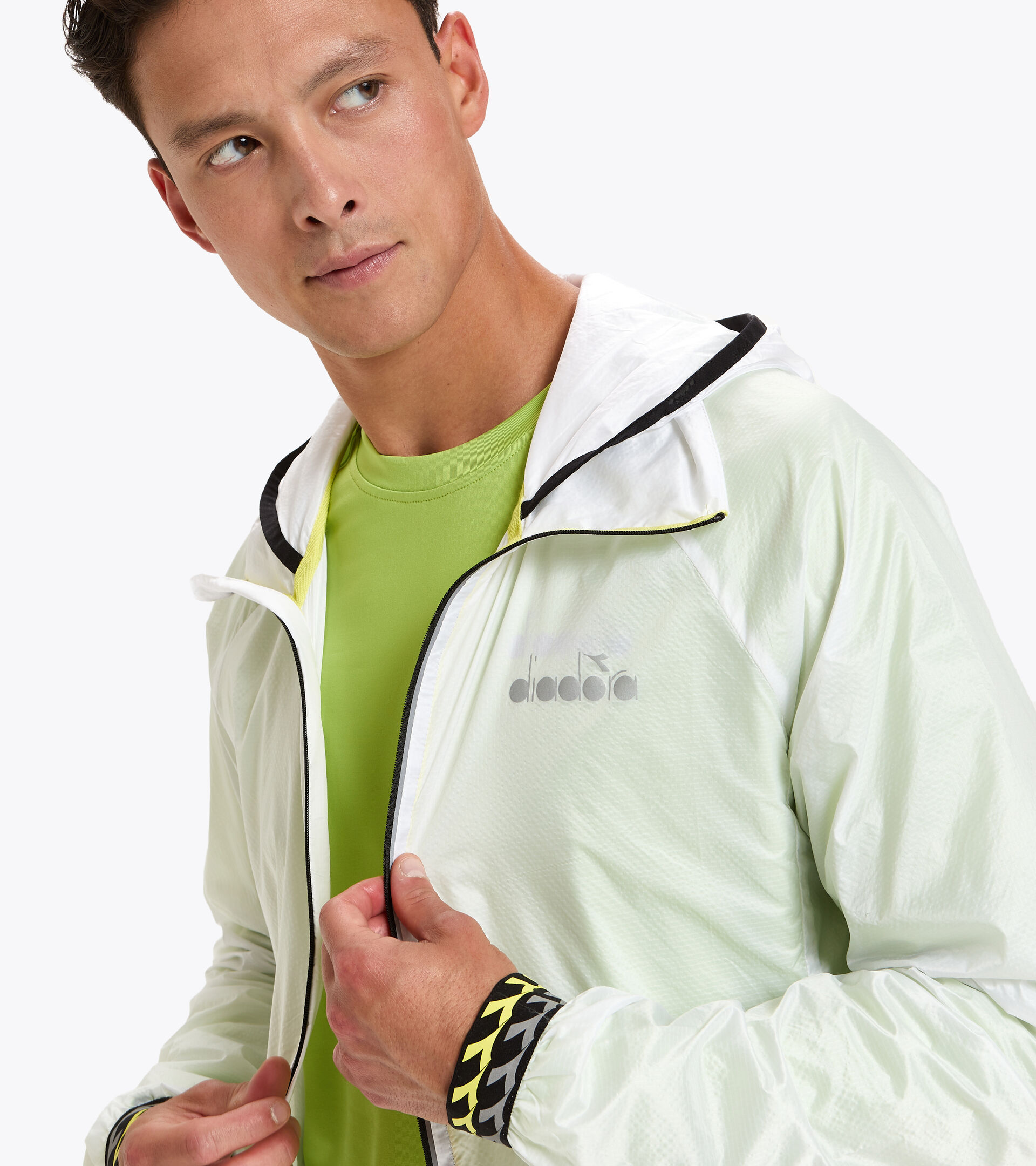 Running windbreaker - Men MULTILAYER JACKET BE ONE OPTICAL WHITE - Diadora