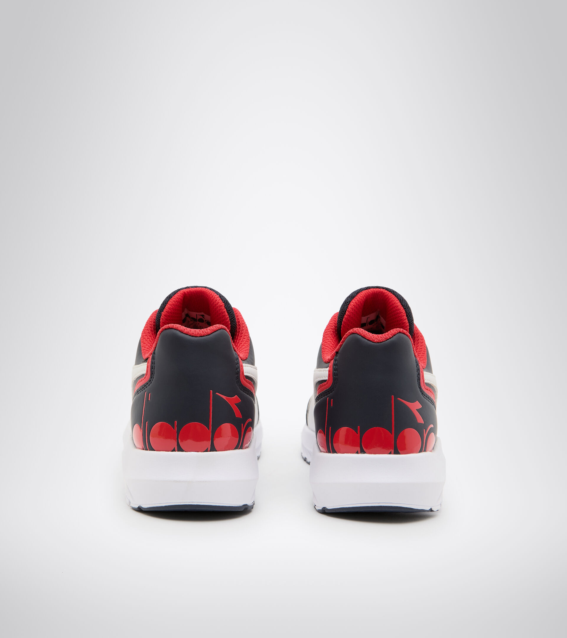 Chaussures de running - Unisexe Enfant FALCON SL JR BLEU DOMAINE/ROUGE HAUT RISQUE - Diadora