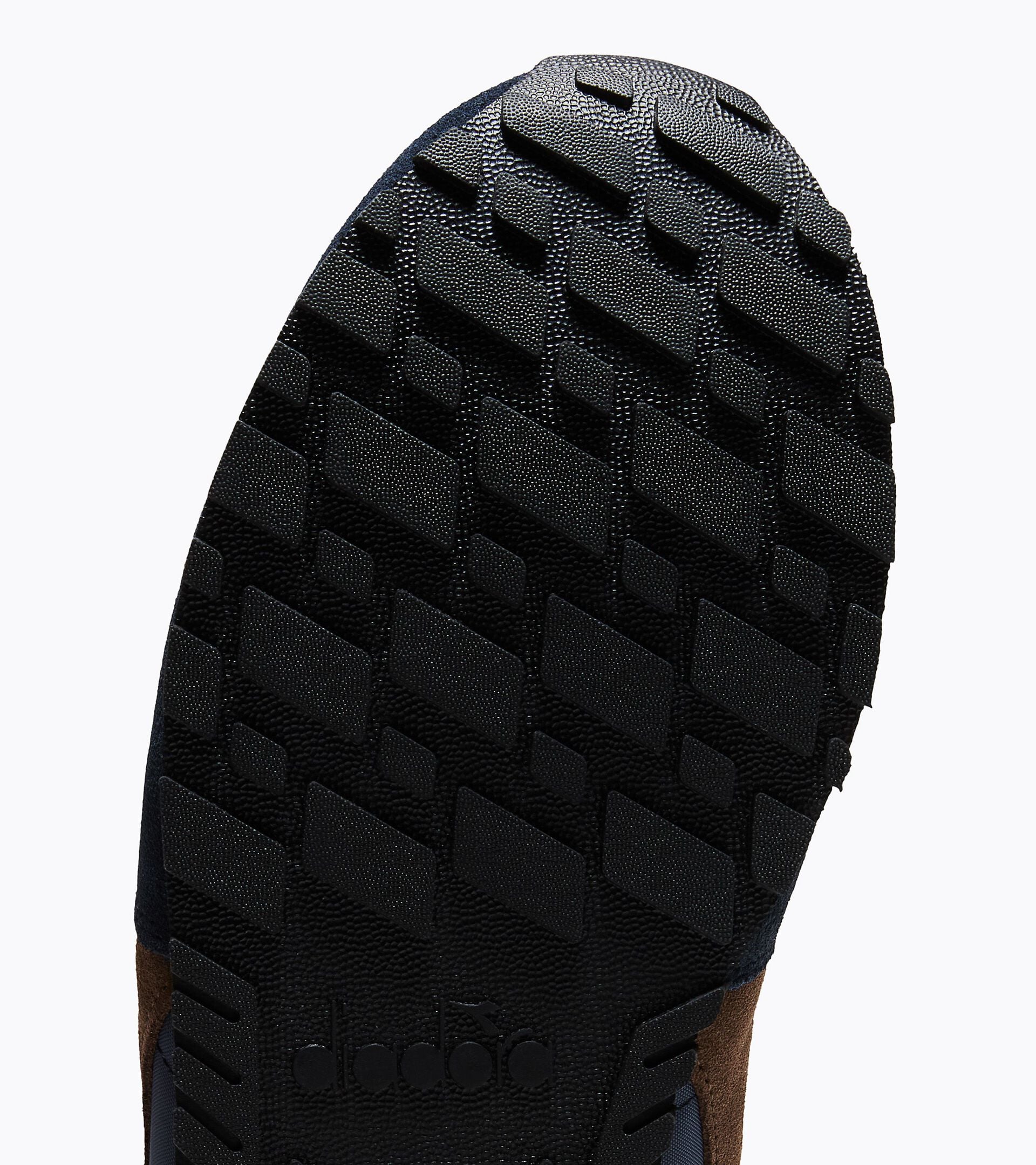 Zapatilla - Para todos los g&eacute;neros CAMARO TRIPLE M2 AZUL TOTAL ECLIPSE - Diadora