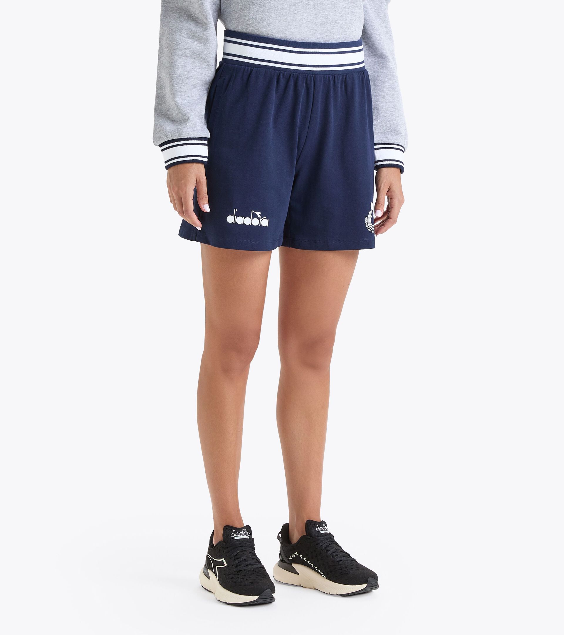 Bermudas de representación - Selección Italiana de Vóley Playa BERMUDA RAPPRESENTANZA DONNA BV23 ITALIA AZUL CHAQUETON - Diadora