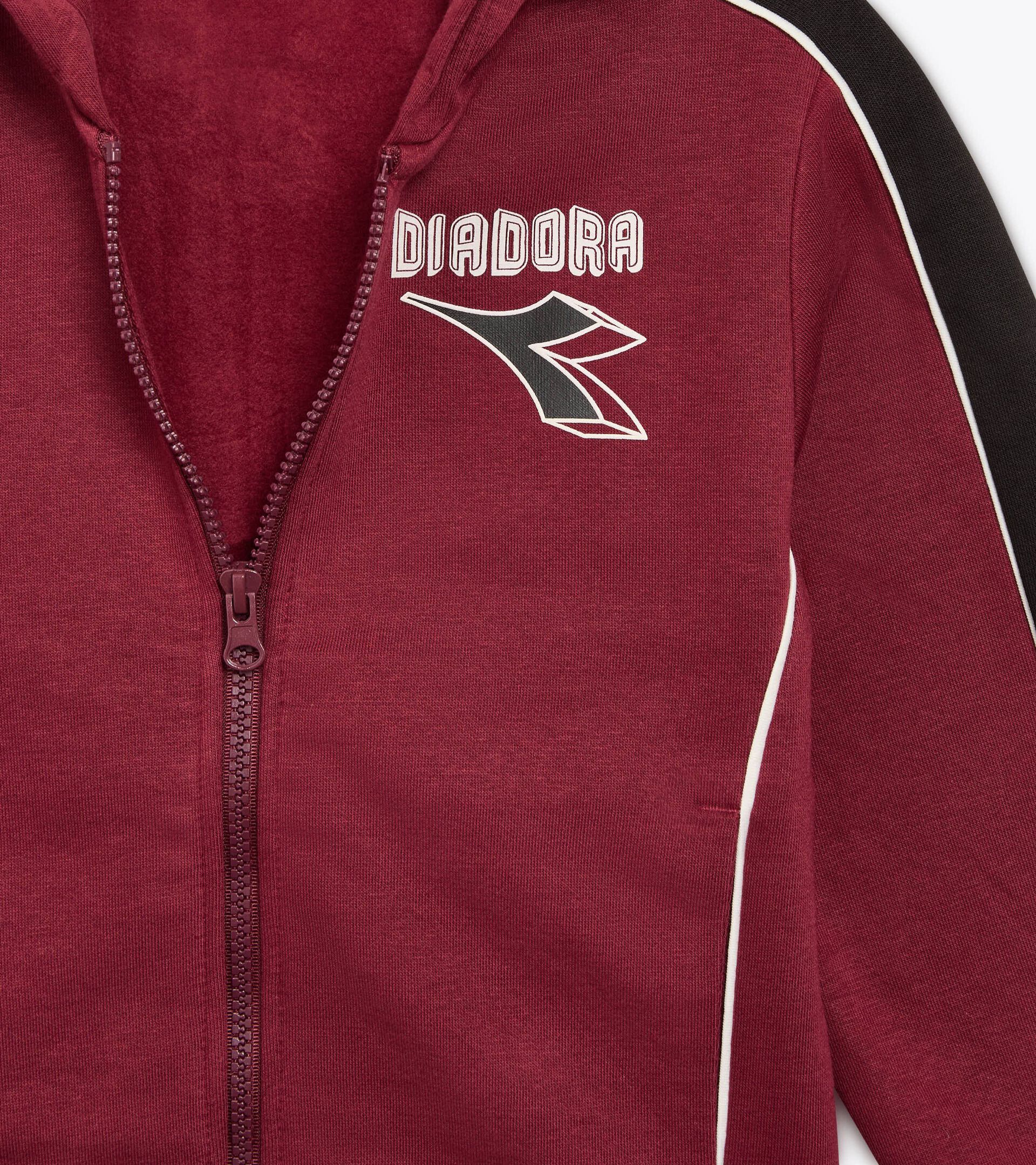 Tracksuit - Boys
 JB. TRACKSUIT HD FZ LOGO (BR) EMPIRE RED - Diadora