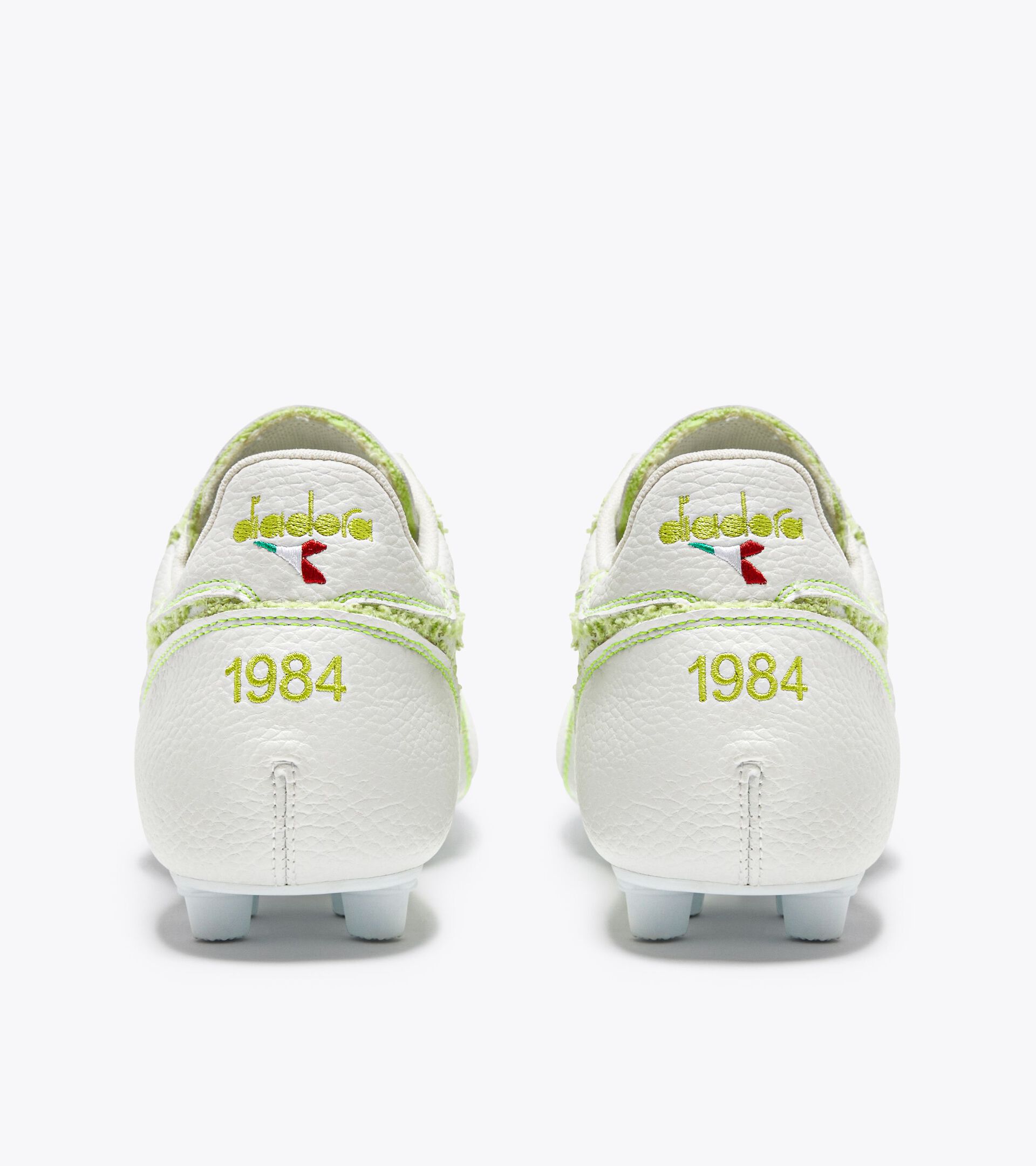Low environmental impact calcio boots for firm grounds - All-gender BRASIL NEXT40 ITA MDPU WHITE - Diadora