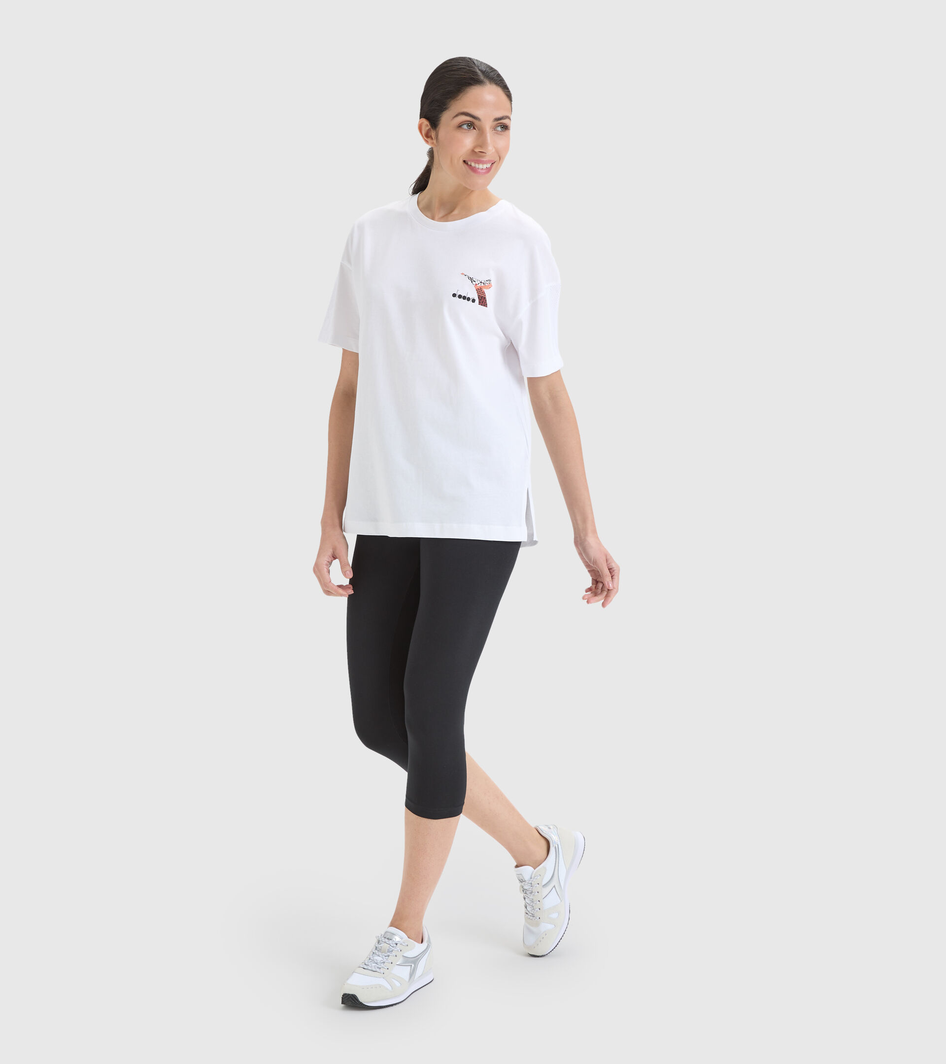 Camiseta deportiva de algodón - Mujer L.T-SHIRT SS FLOSS BLANCO VIVO - Diadora