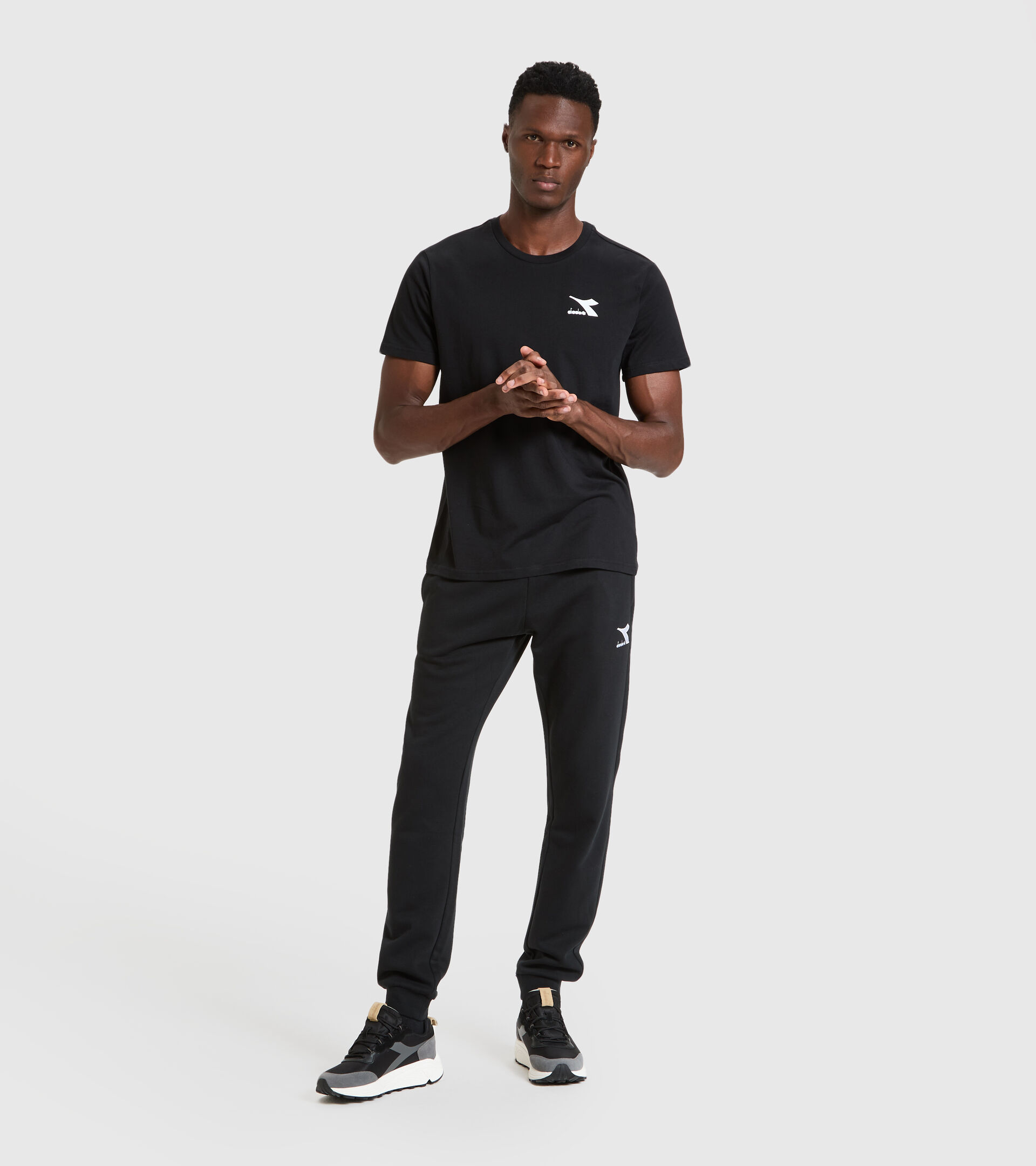 Sports trousers - Men PANTS CUFF CORE BLACK - Diadora