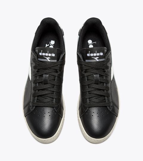 GAME L LOW WAXED METAL WN, BLACK /SILVER DD Leather sports sneakers - Women’s
GAME L LOW WAXED METAL WN BLACK /SILVER DD - Diadora