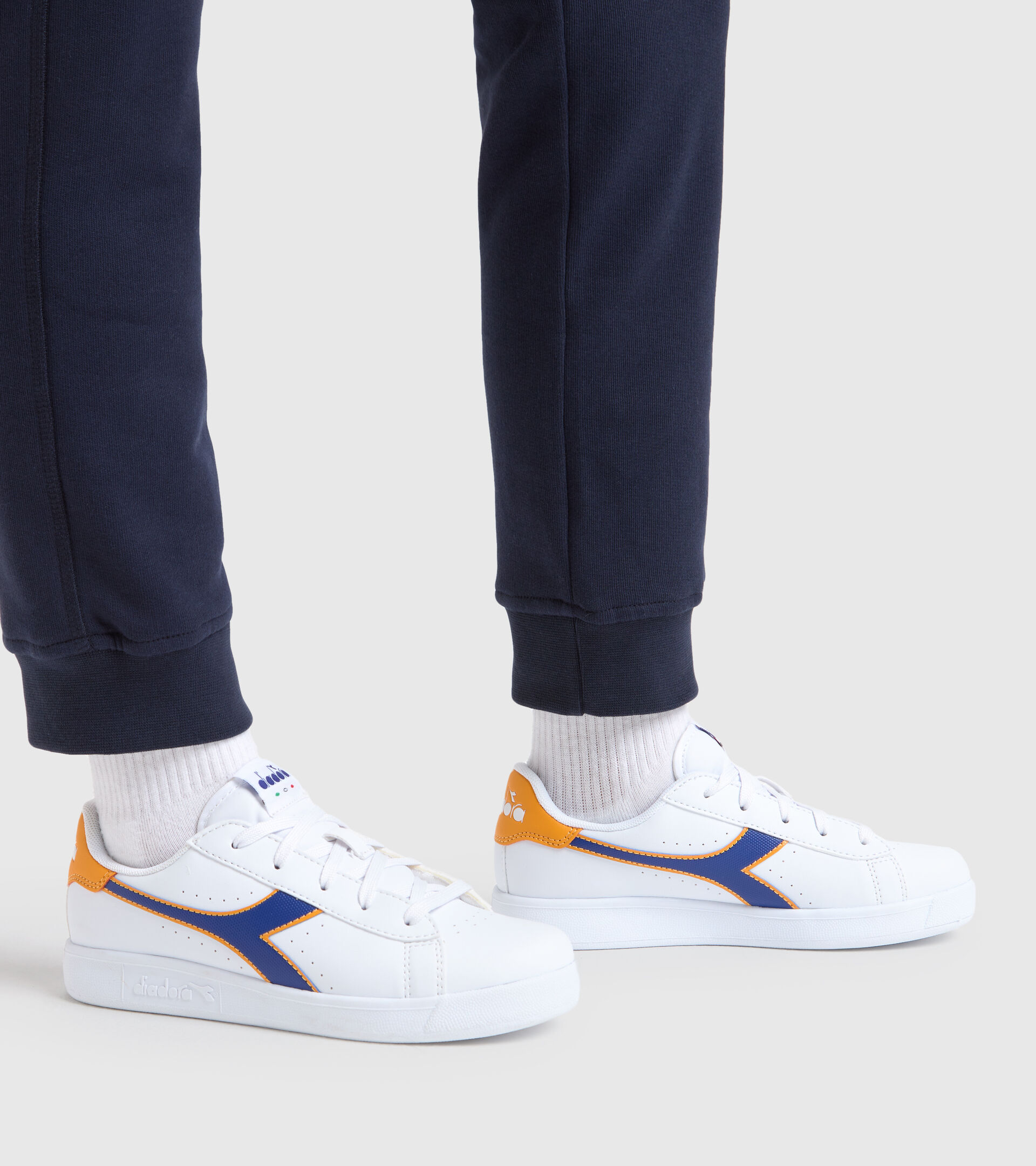 Sports shoes - Youth 8-16 years GAME P GS WHITE/BLUE QUARTZ - Diadora