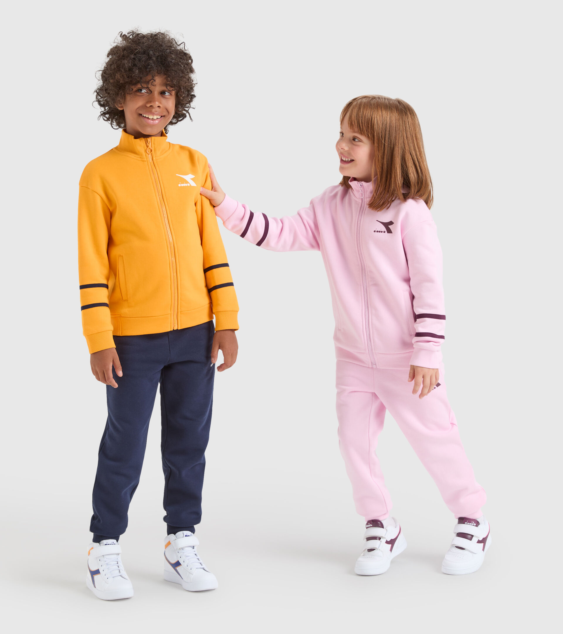 Survêtement de sport - Enfant JU.TRACKSUIT FZ CHROMIA JAUNE RADIEUX - Diadora