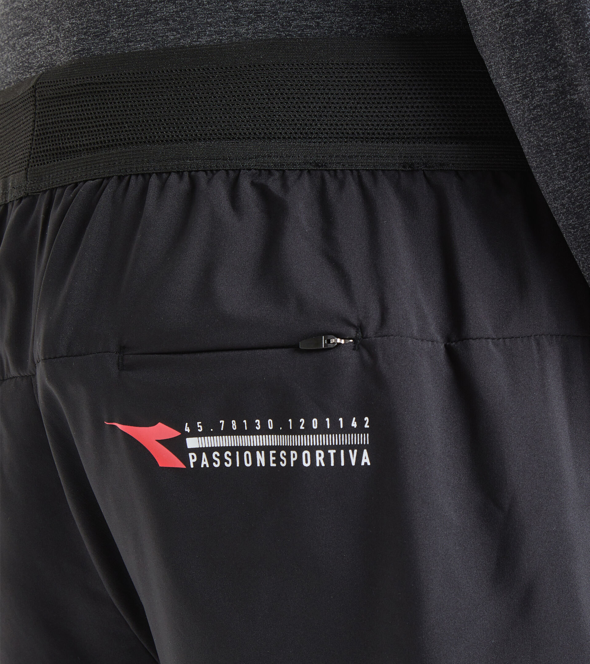 Pantaloncini da running - Uomo DOUBLE LAYER BERMUDA BE ONE NERO - Diadora