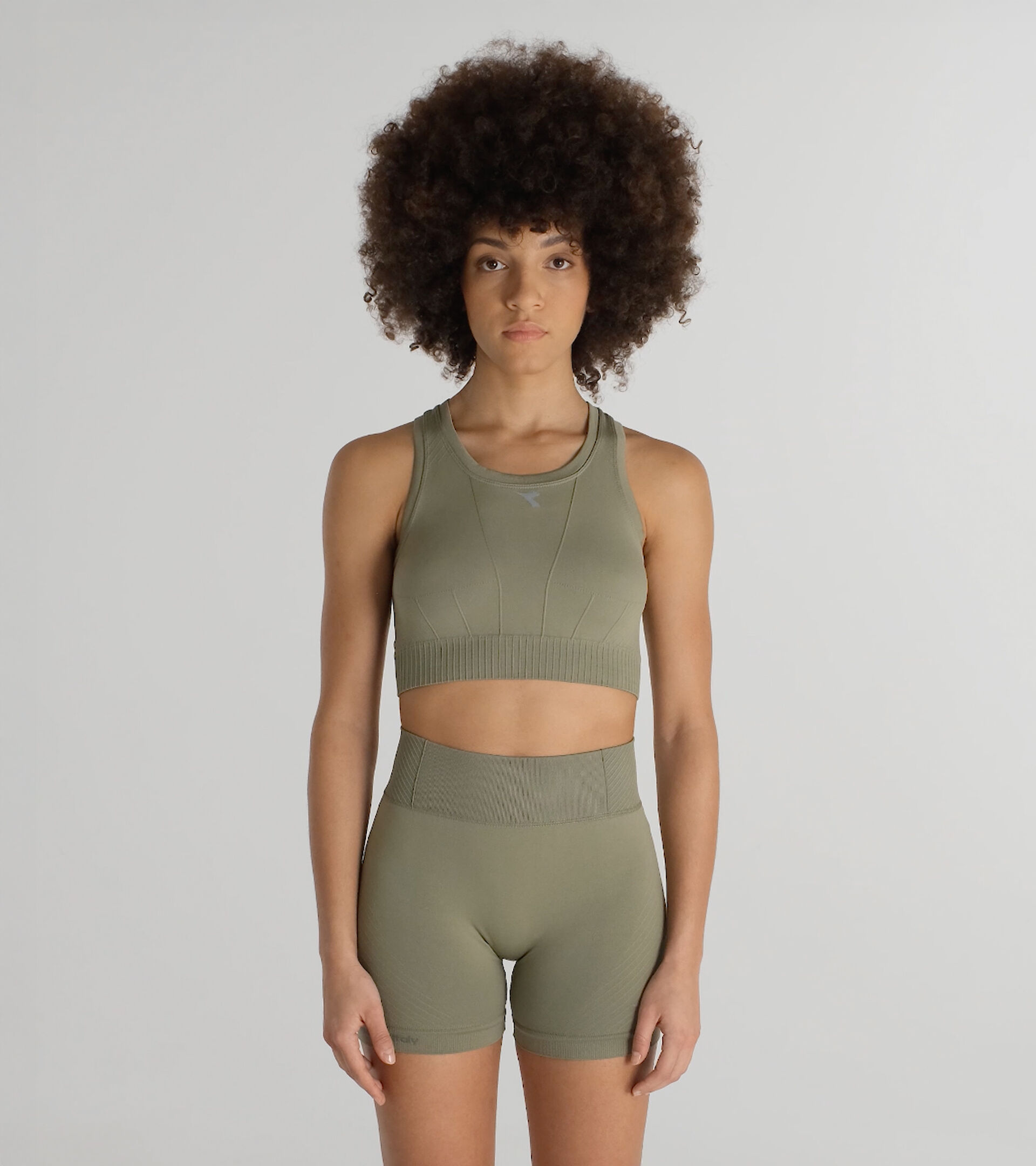 Technical top for temperature control -  Running - Men&rsquo;s L. TOP STRATOUNO SAGE GREEN - Diadora