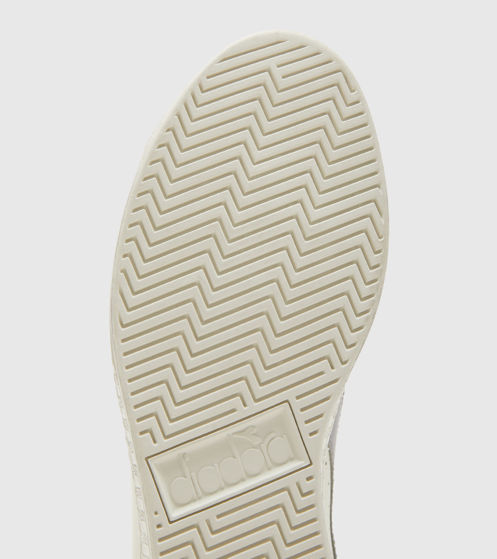 Sporty sneakers - Unisex GAME L HIGH WAXED WHITE/GULL - Diadora