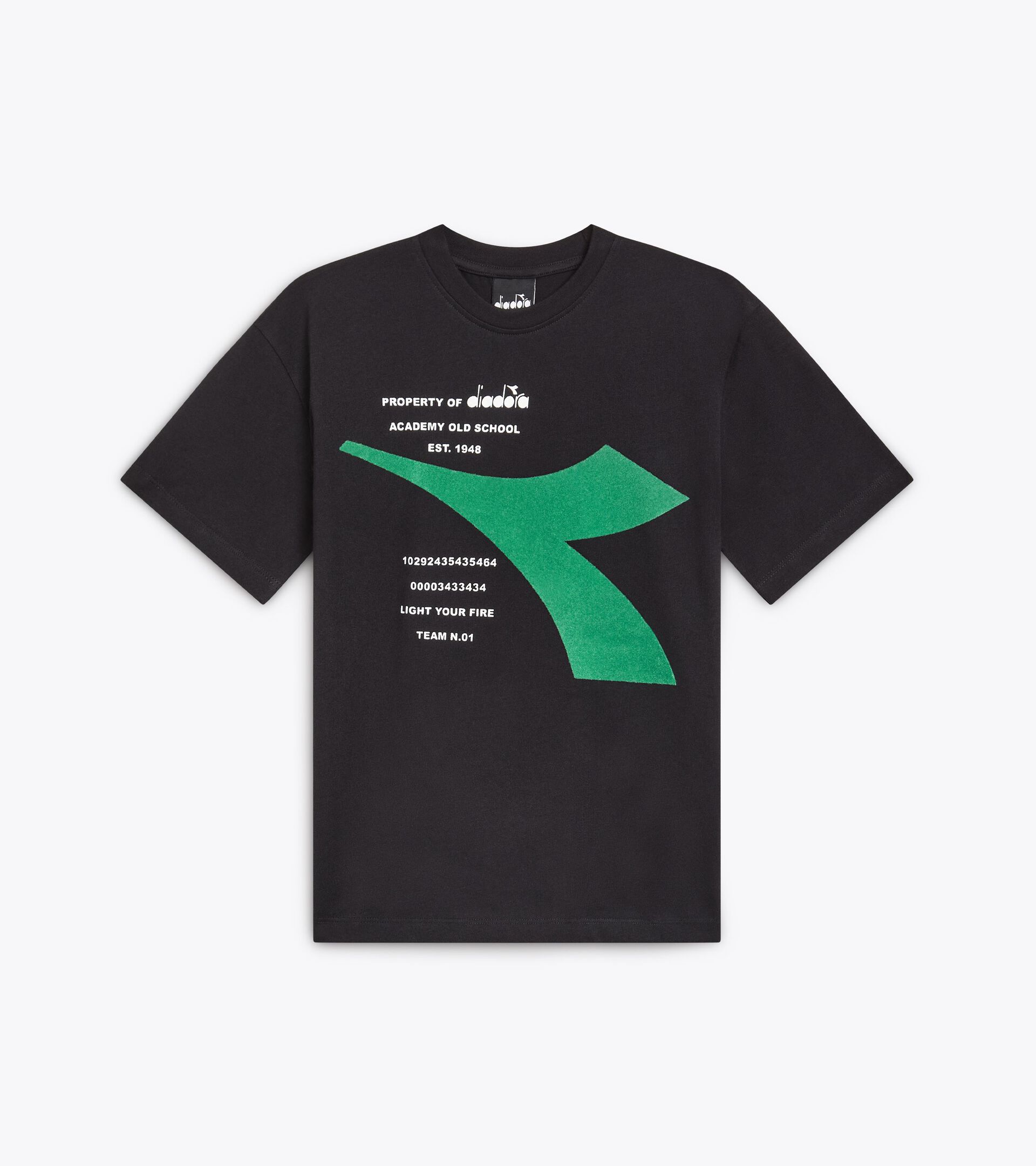 T-shirt with a contrasted logo - Boy JB. T-SHIRT SS FREGIO BLACK - Diadora