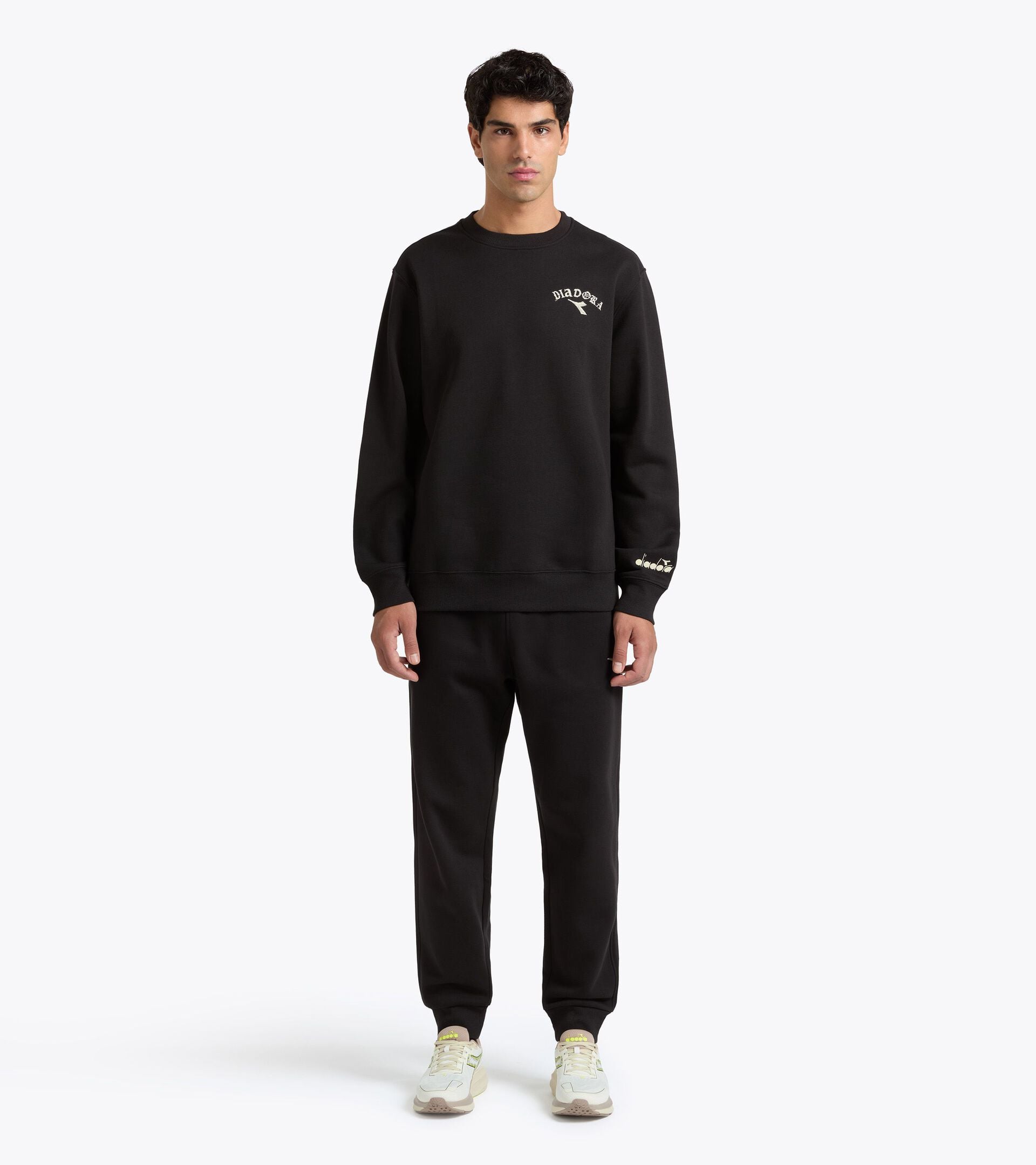 Pantaloni sportivi - Run Valley - Per ogni genere PANTS RUN CREW (BR) NERO - Diadora