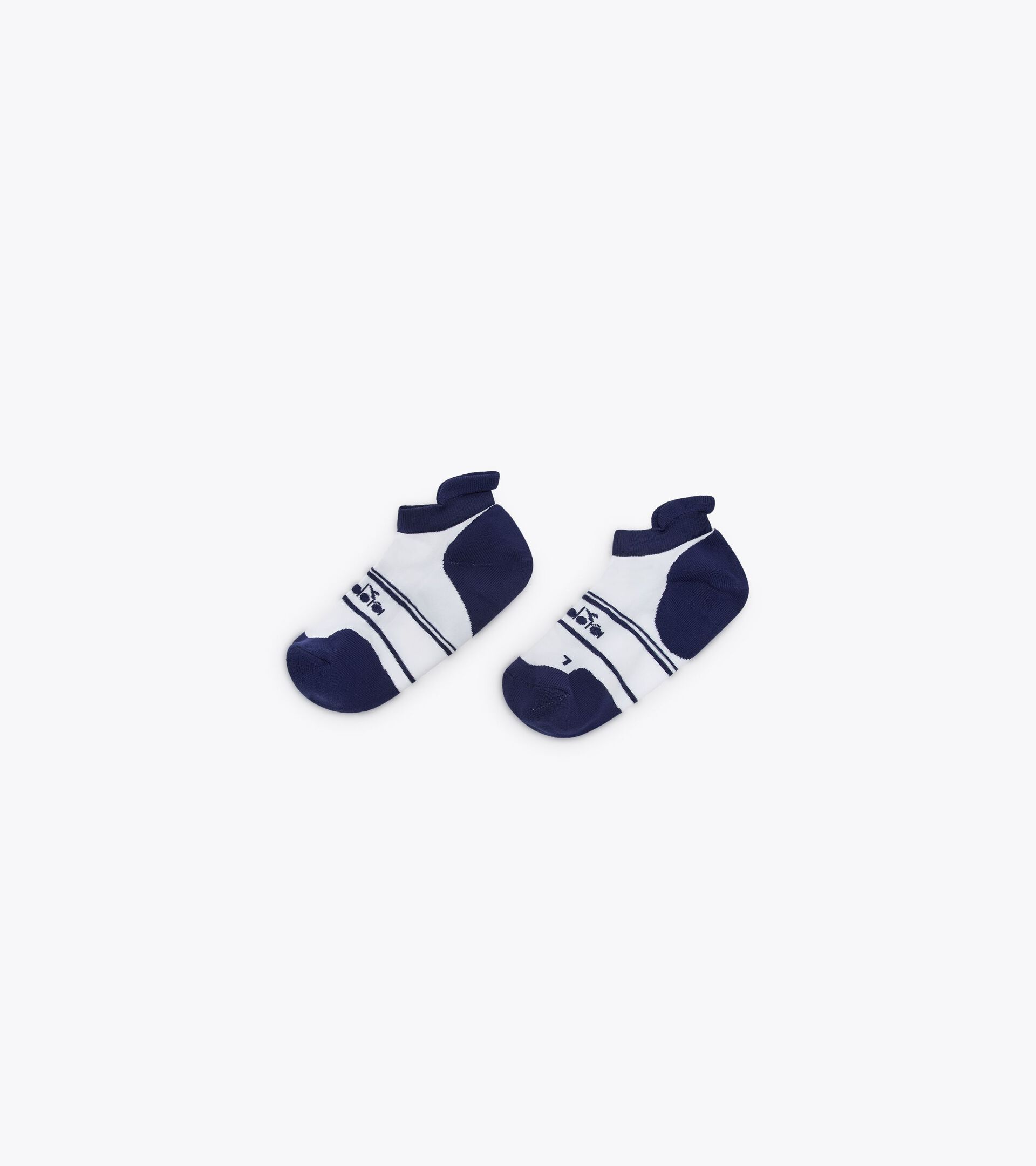 Socks - Women’s
 L. SOCKS OPTICAL WHITE/BLUE NEW YORK - Diadora