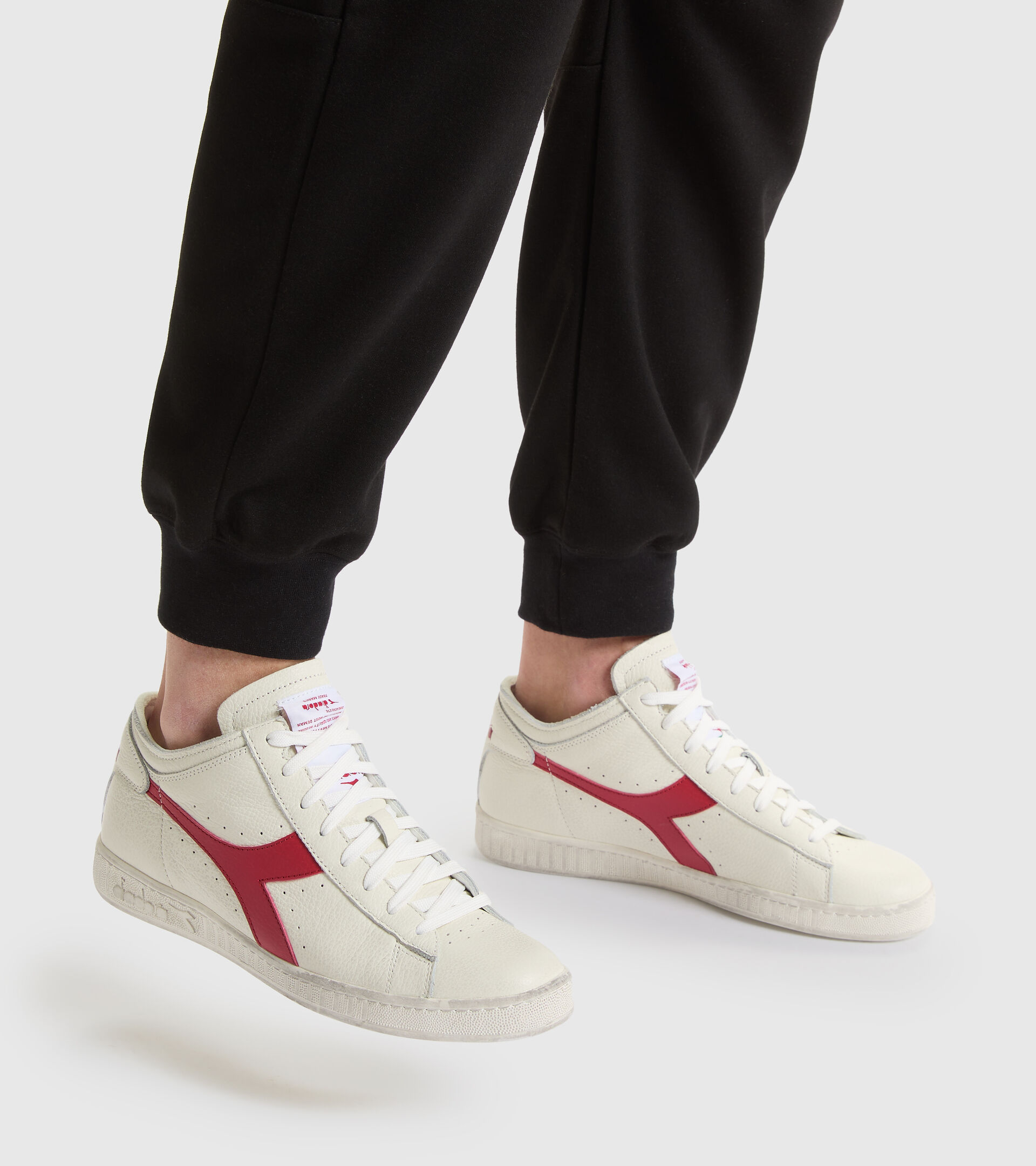 Sports shoes - Unisex GAME L WAXED ROW CUT WHITE/RED PEPPER - Diadora
