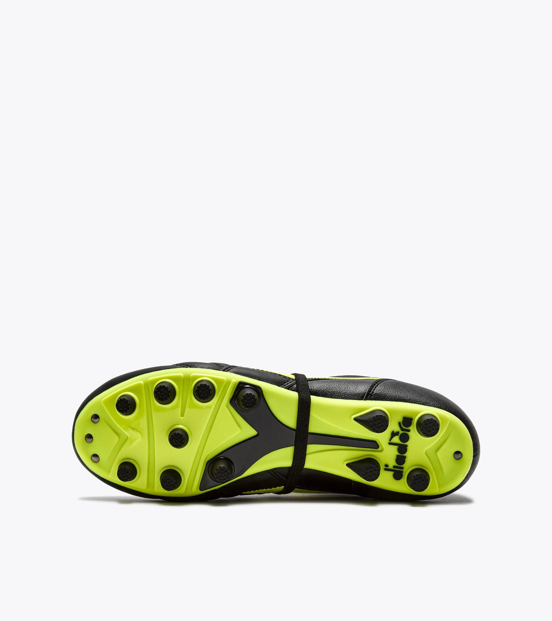 Bota de fútbol de piel para superficies compactas - Hombre BRASIL ICON LT T MDPU NEGRO/AMARILLO FLUO DD - Diadora