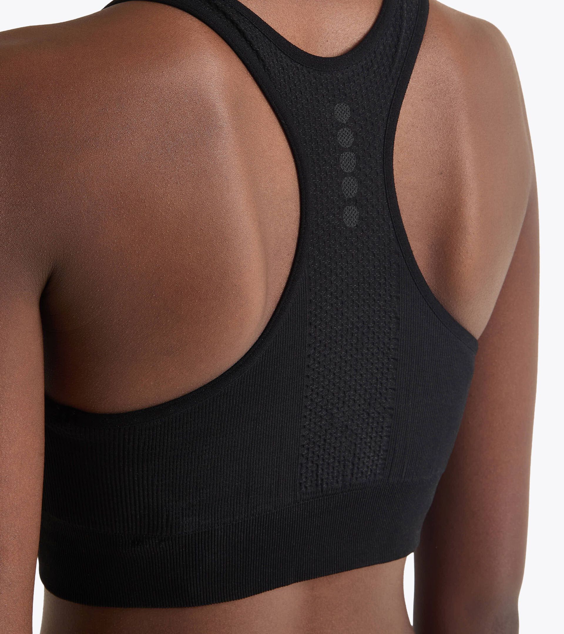Made In Italy running bra - Running - Women’s
L. MEDIUM BRA STRATOZERO BLACK - Diadora