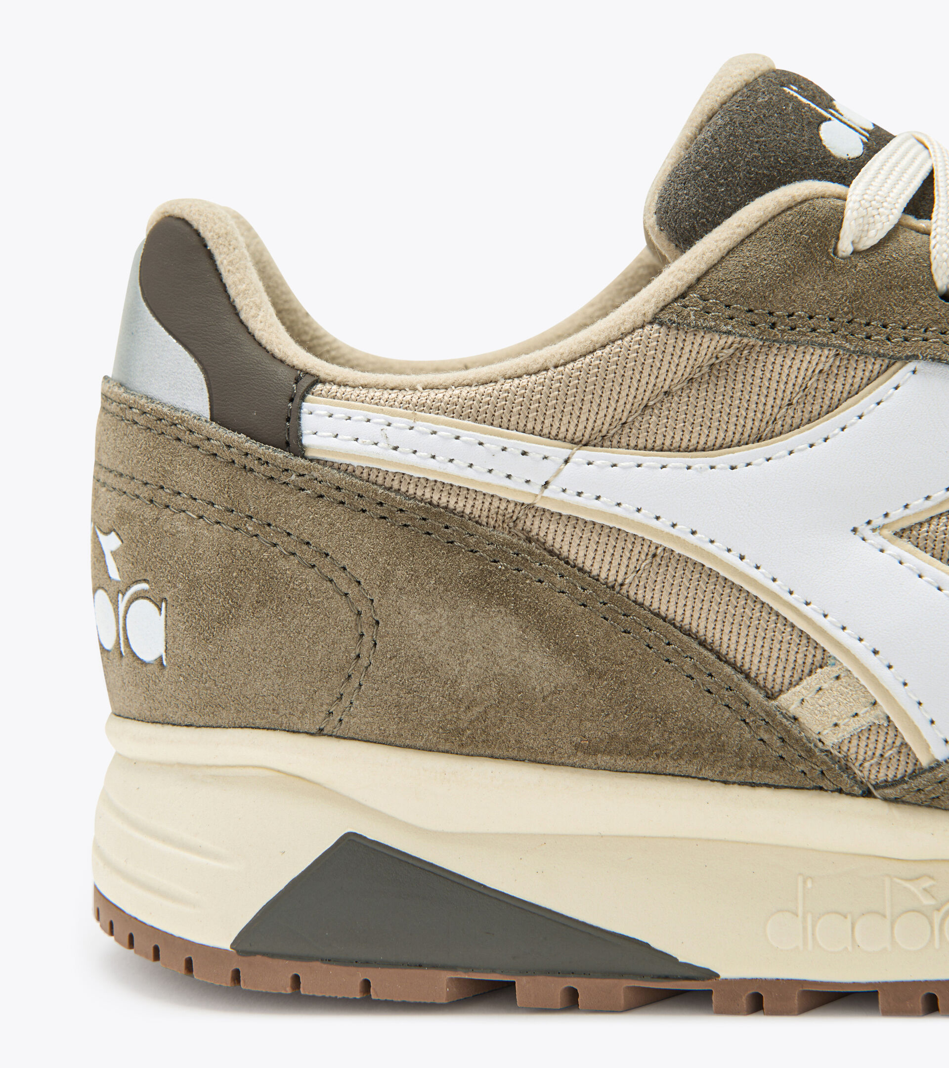 Chaussures de sportswear - Gender neutral N902 BRINGE/OXFORD BRUN CLAIR - Diadora