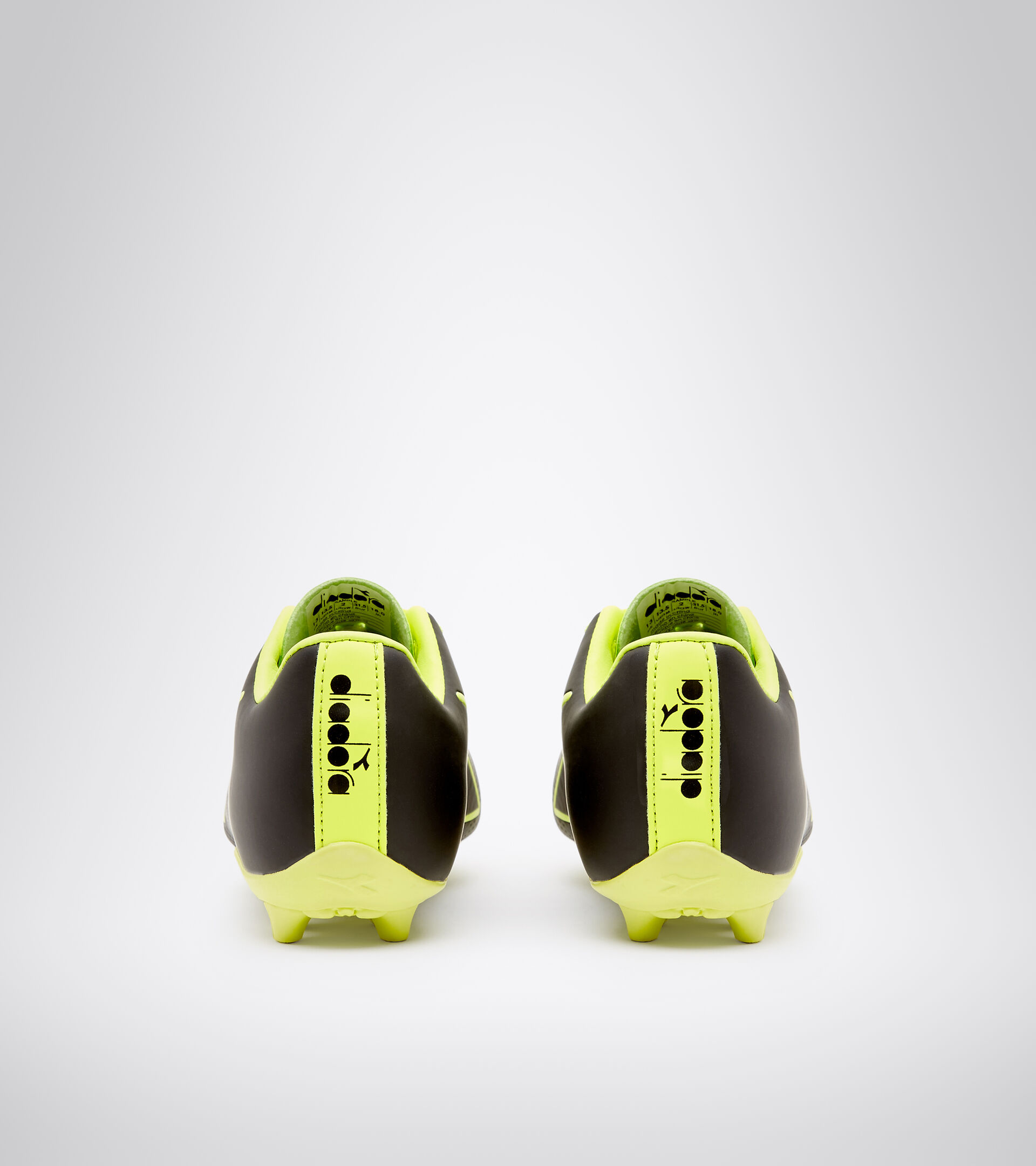 Footwear Sport BAMBINO PICHICHI 4 MD JR NEGRO/AMARILLO FLUO DD Diadora