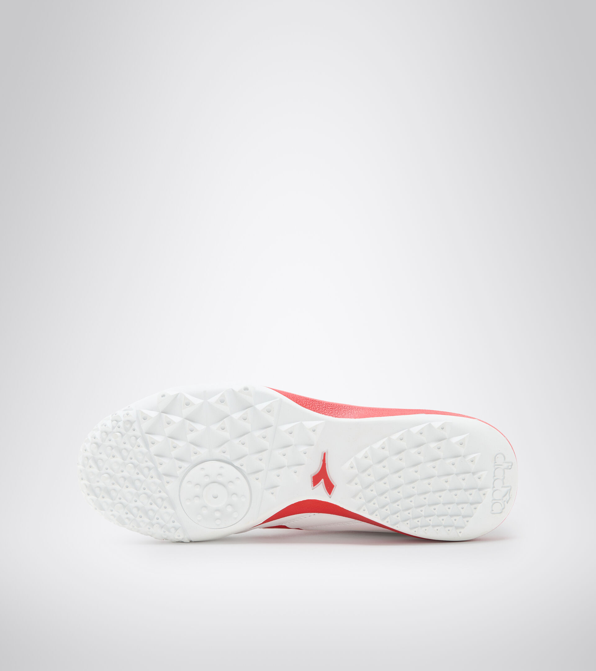 Futsal boot - Specific outsole for synthetic/hard grounds BRASIL ELITE2 R TFR WHITE/MILANO RED - Diadora