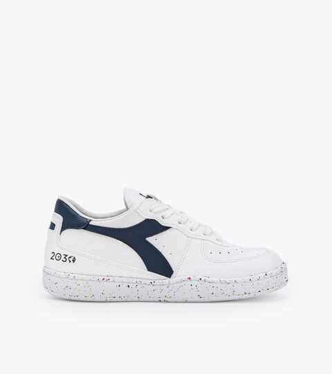 Heritage-Schuh 2030 - Gender neutral MI BASKET LOW 2030 WEISS/BLAU KORSAR - Diadora