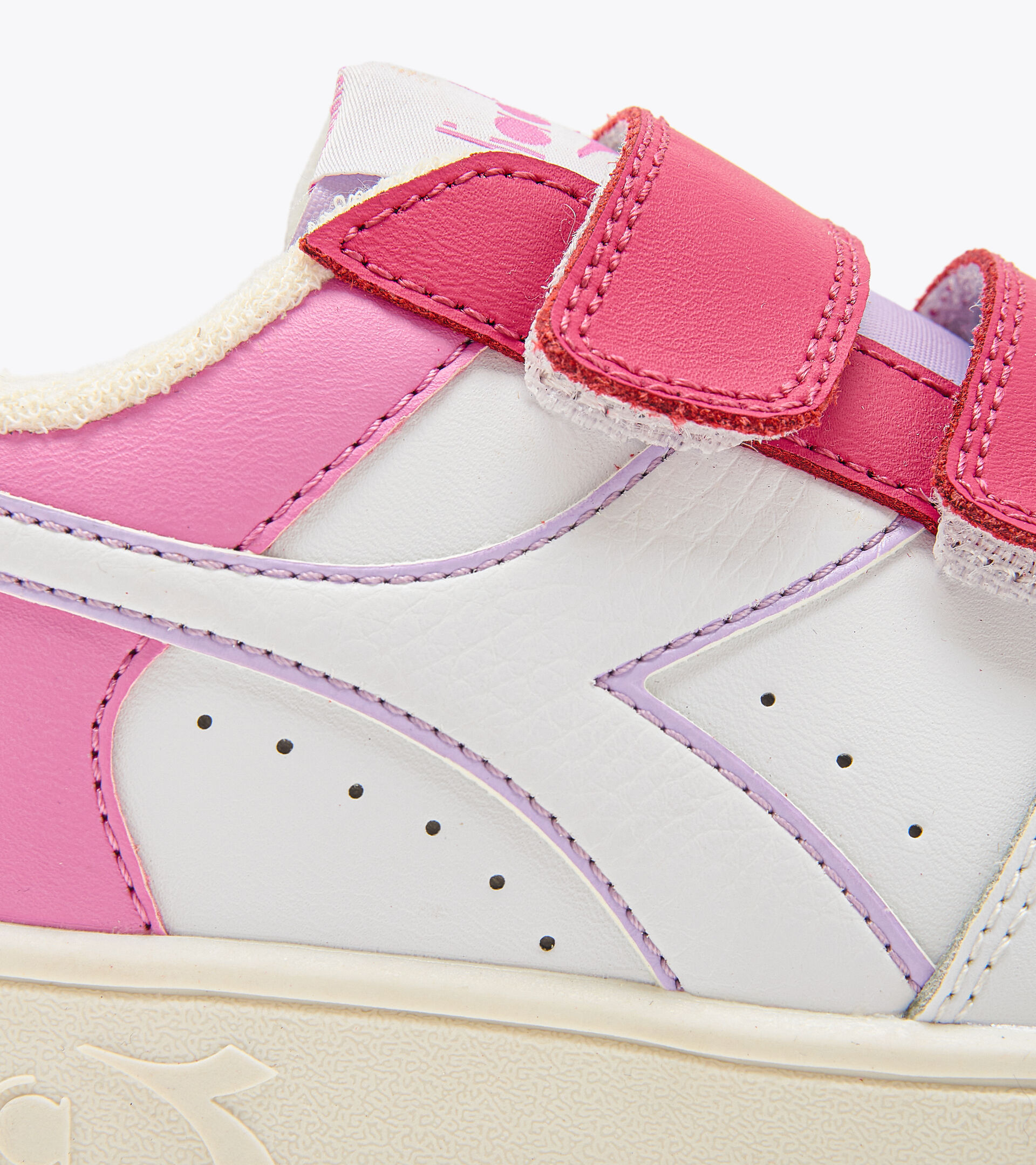 Chaussures de sport - Garçon 4-8 ans MAGIC BASKET LOW PS ROSE ACHILLEE/BLANC - Diadora