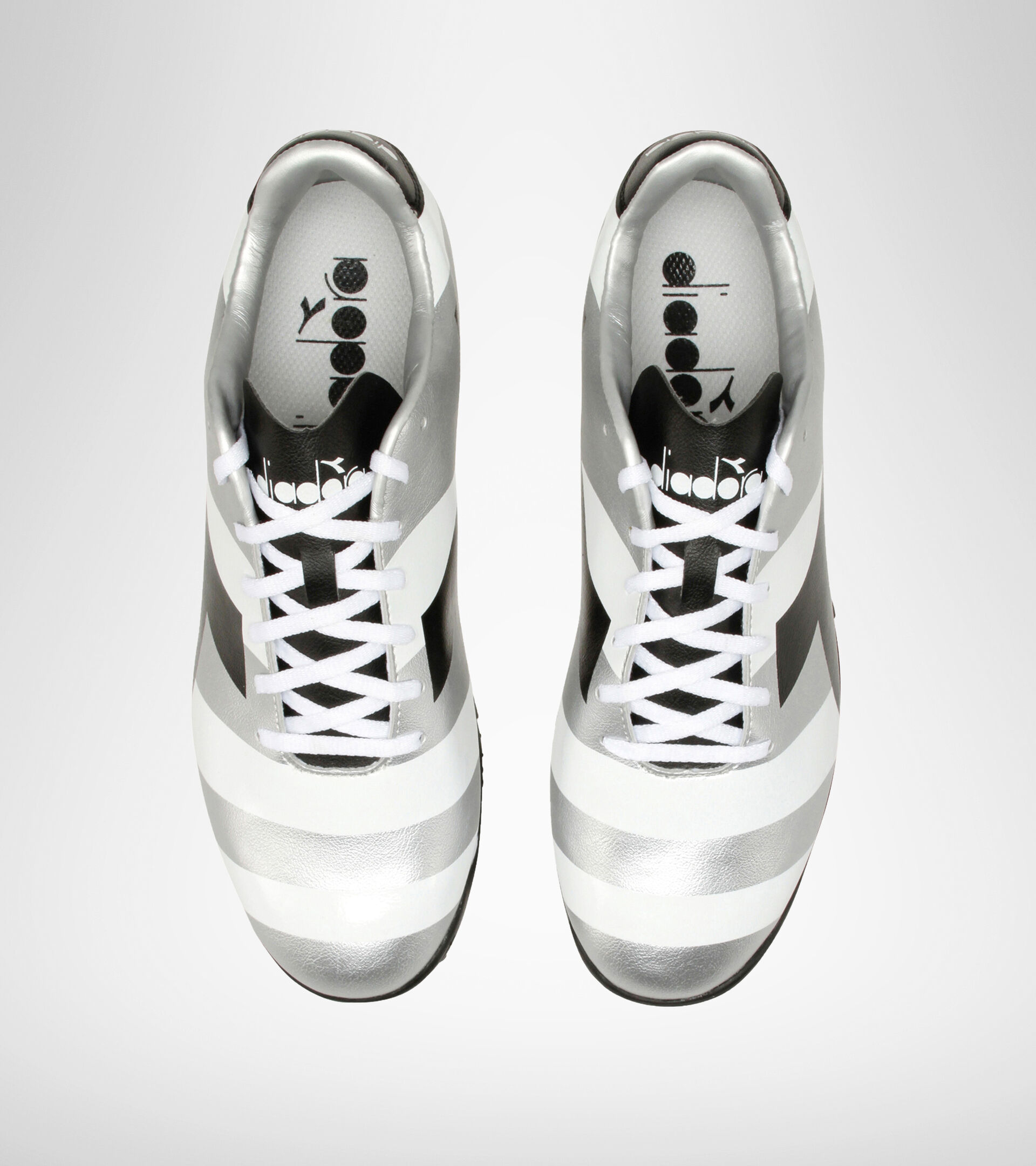 Hard ground and artificial turf football boot RAPTOR R TF WHITE/BLACK/SILVER DD - Diadora