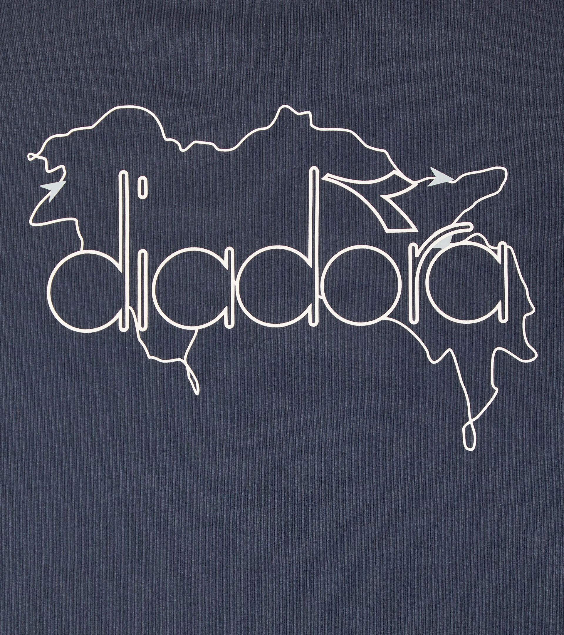 T-shirt a maniche corte sportiva - Per ogni genere
 T-SHIRT SS ROUTE BLU PROFONDO - Diadora