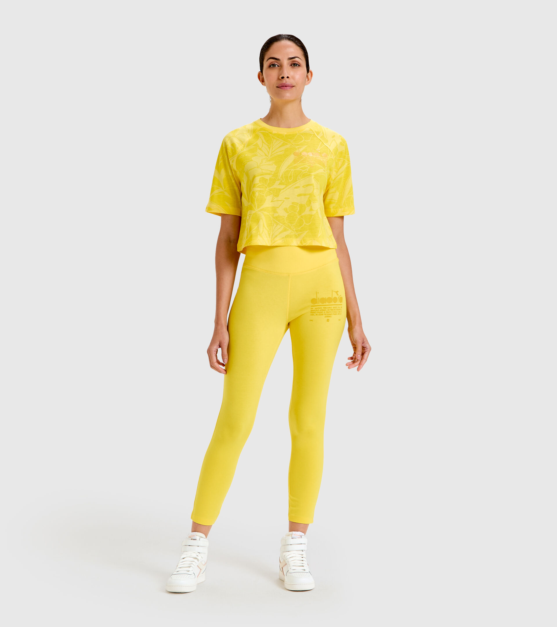 Cotton T-shirt - Women L. T-SHIRT SS CROP MANIFESTO YELLOW LENS - Diadora