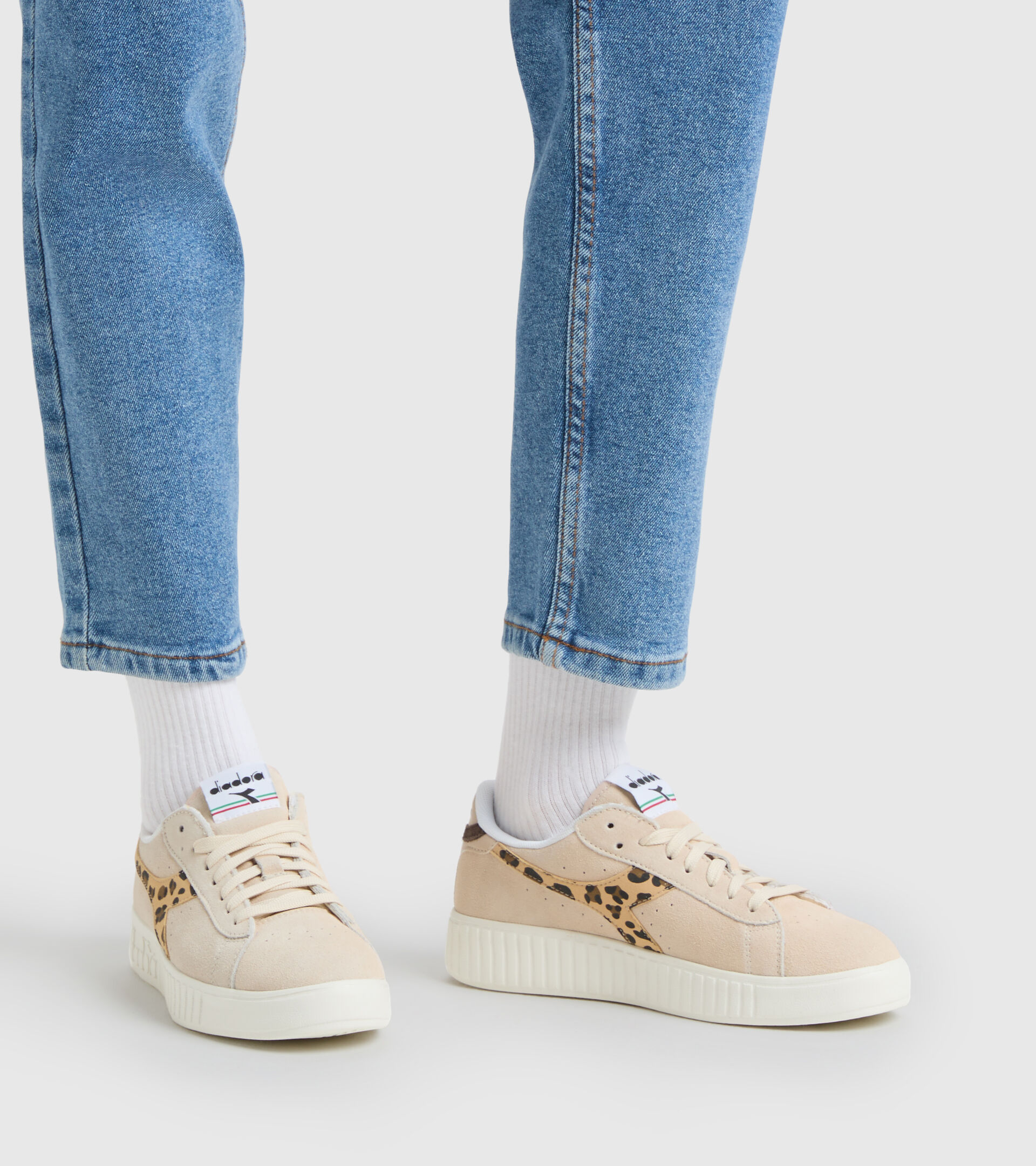 Sports shoes - Women GAME STEP SUEDE ANIMALIER WHITE/PARCHMENT - Diadora