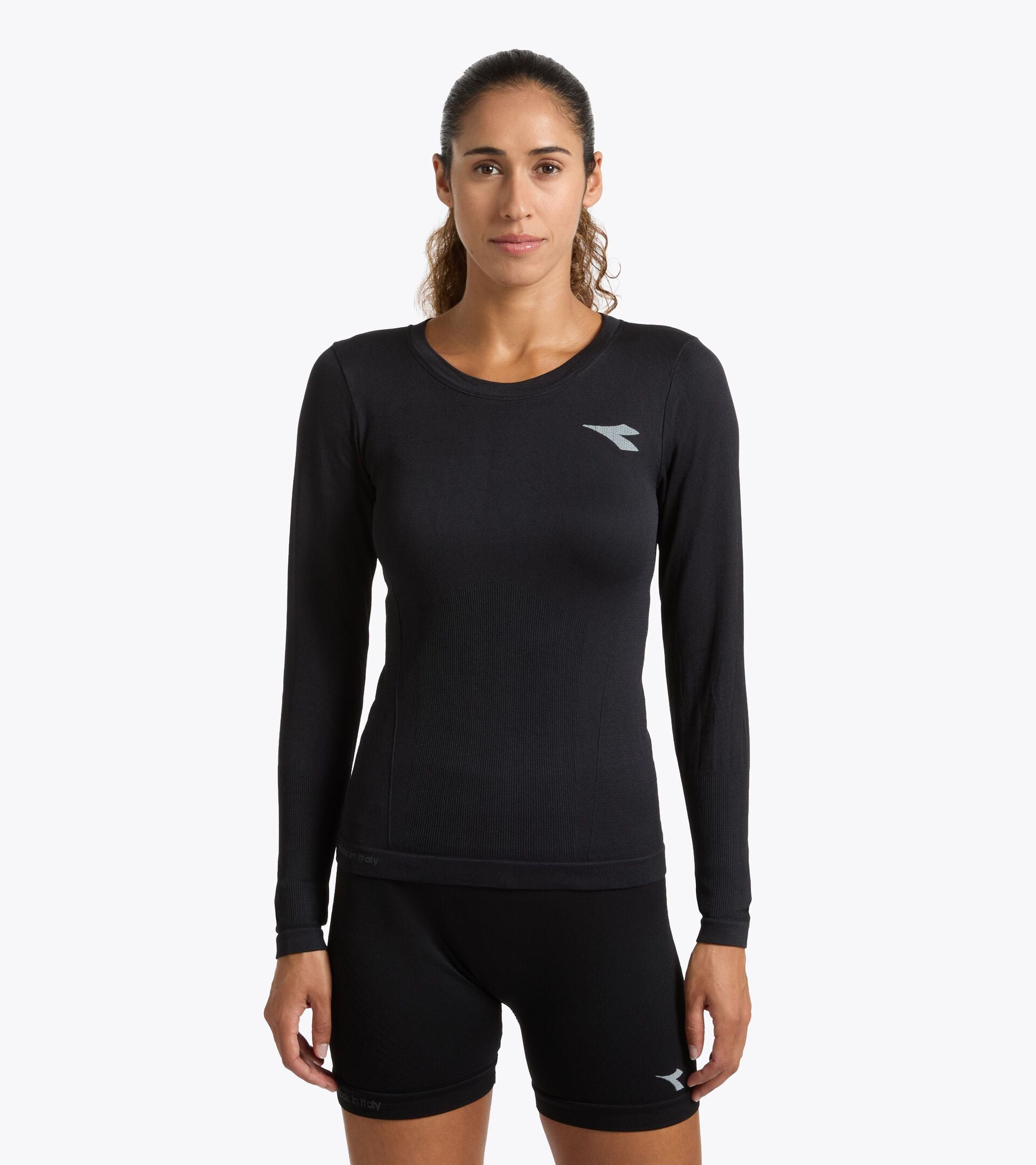 Thermoregulating Technical T-shirt - Running Made In Italy - Women&rsquo;s L. LS T-SHIRT STRATOUNO BLACK - Diadora