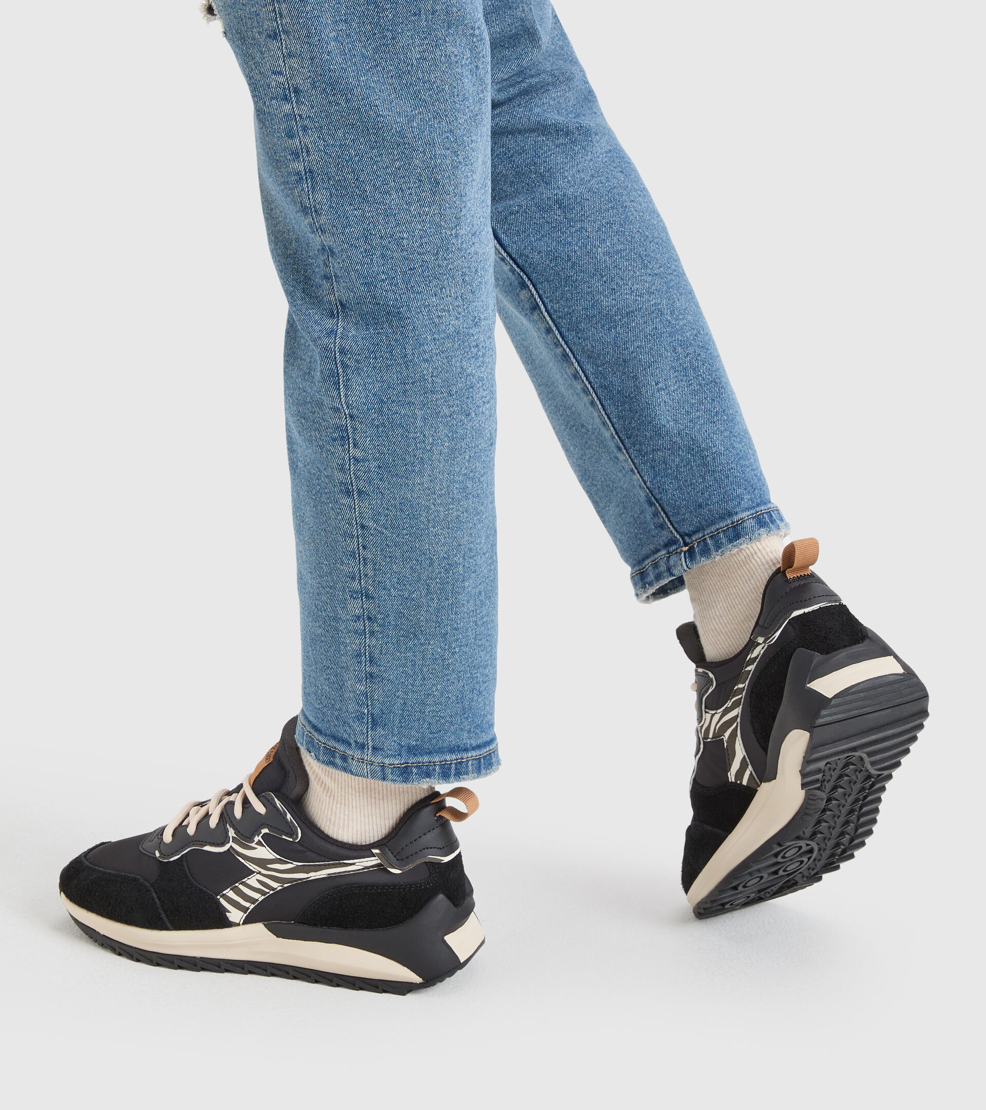 Sports shoes - Women JOLLY ANIMALIER BLACK/PARCHMENT - Diadora