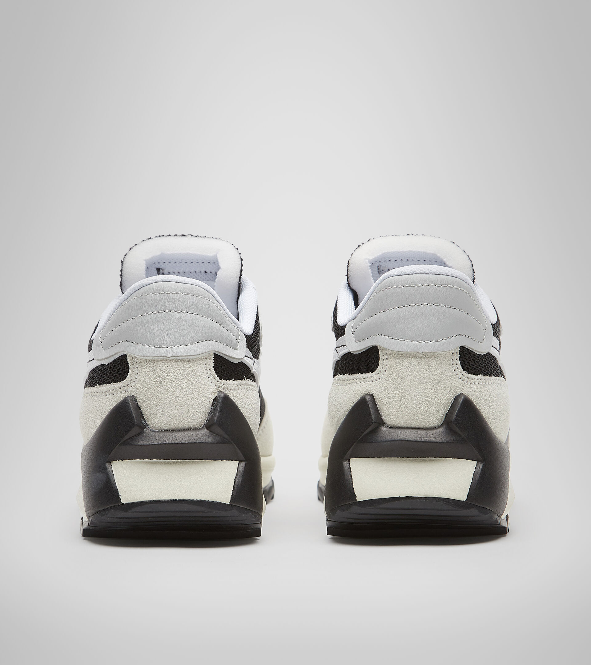 Sports shoes - Women JOLLY PURE WN WHITE/BLACK - Diadora
