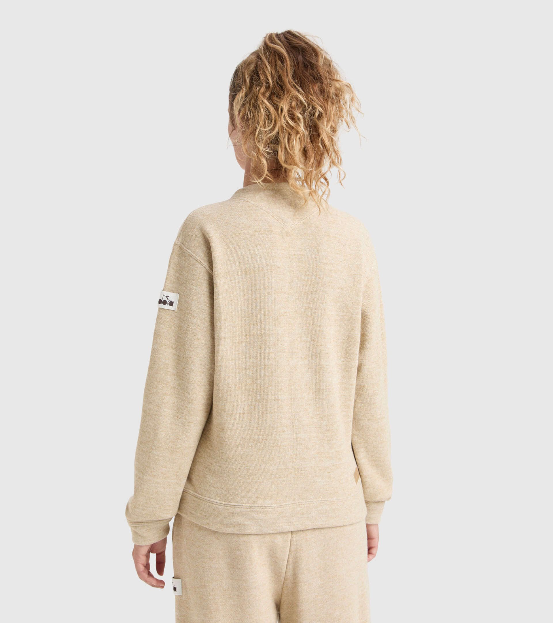 Sweat de sport ras du cou - Femme L. SWEATSHIRT CREW MANIFESTO 2030 MELANGE CORDE BEIGE - Diadora