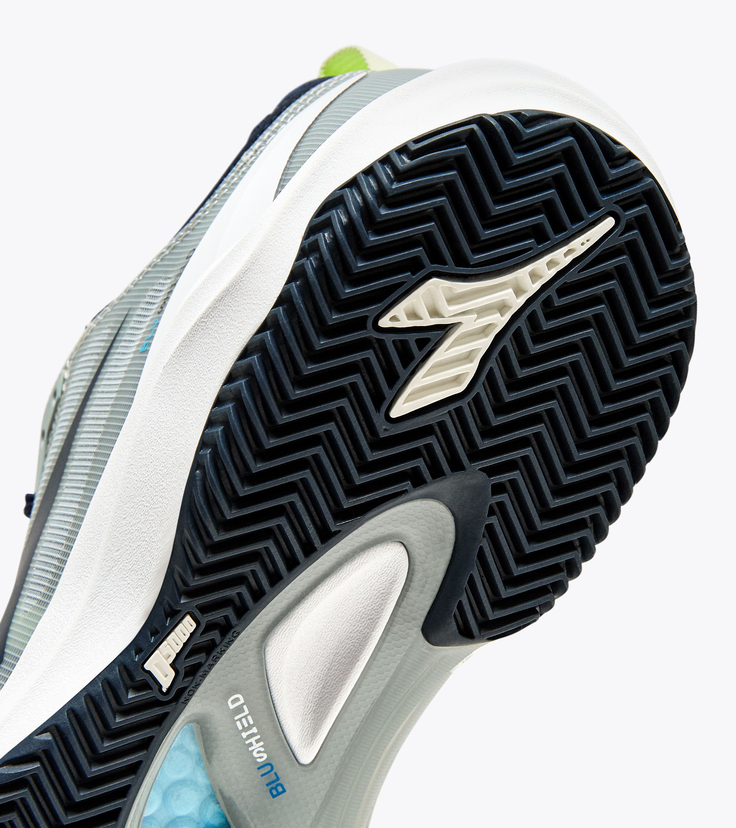 Diadora speed blushield fly best sale