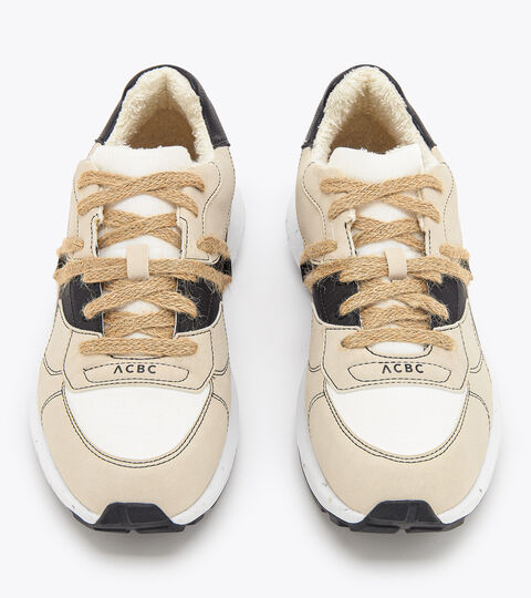 KMARO 42 LOOP ACBC, NOIR/BLANC Chaussures de sport - Unisexe KMARO 42 LOOP ACBC NOIR/BLANC - Diadora