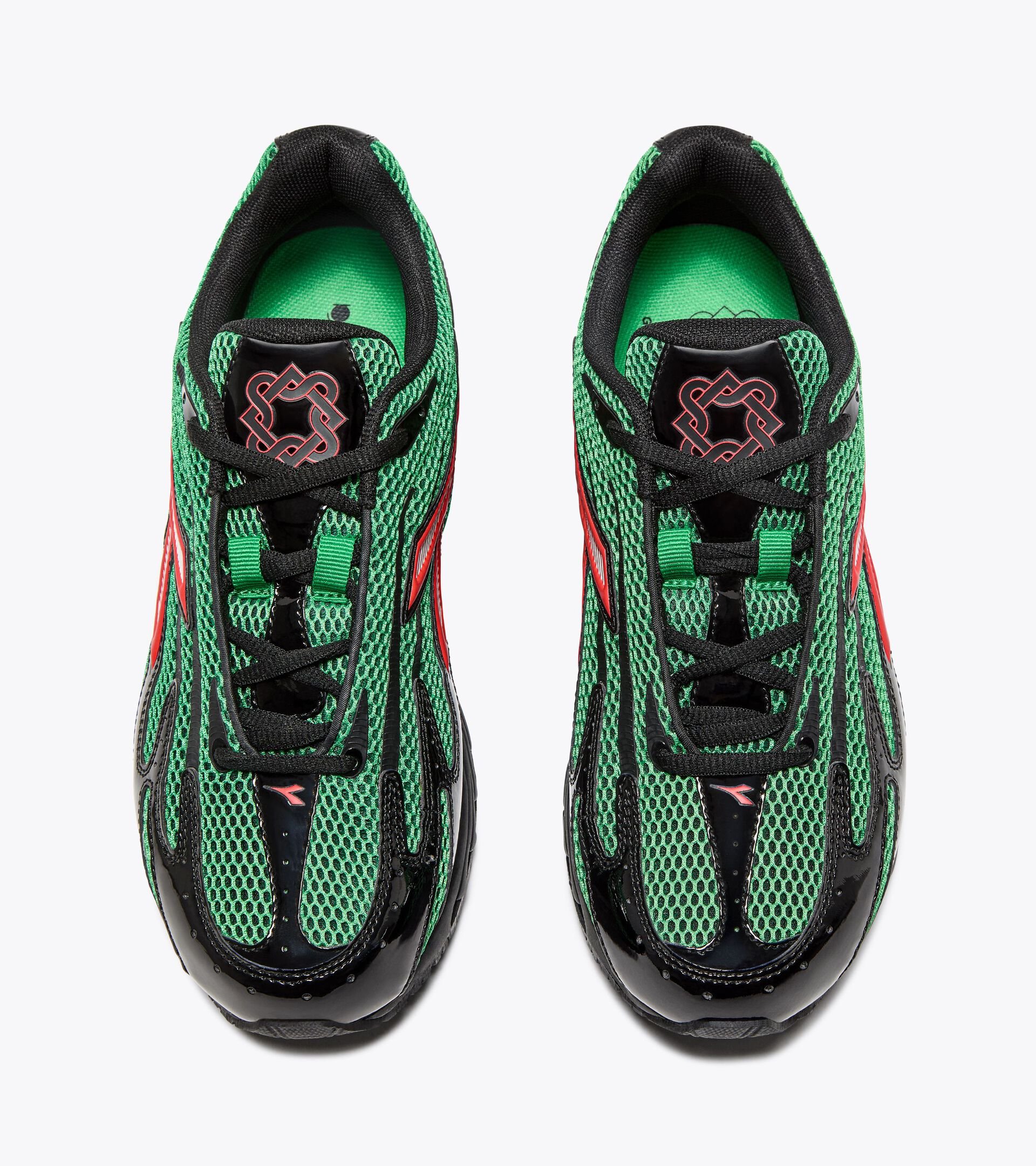 Sneaker sportiva - Per ogni genere MYTHOS 280 LACK OF GUIDANCE VERDE PRATO/NERO - Diadora