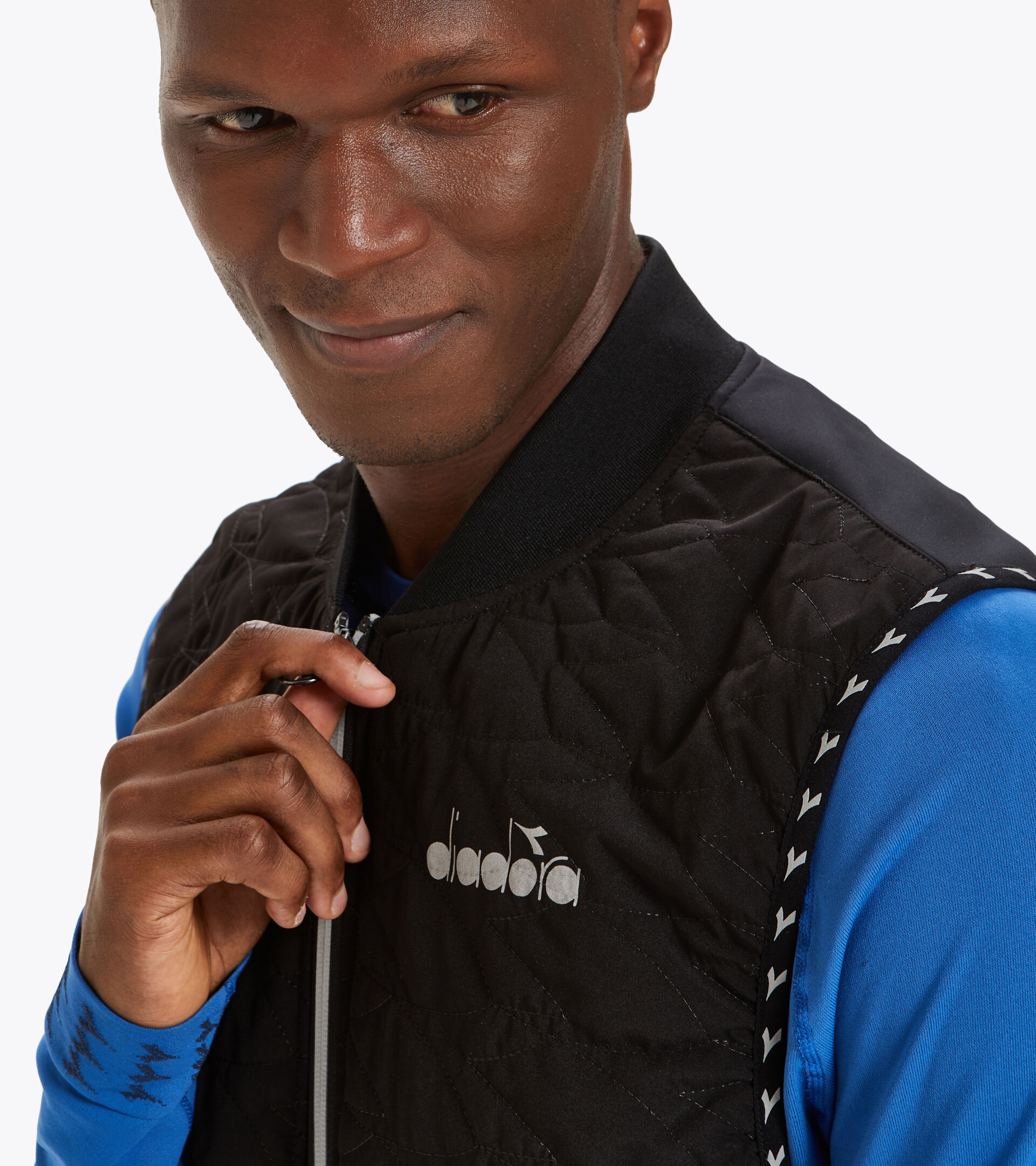 Windproof running gilet - Men URBAN VEST BE ONE BLACK - Diadora