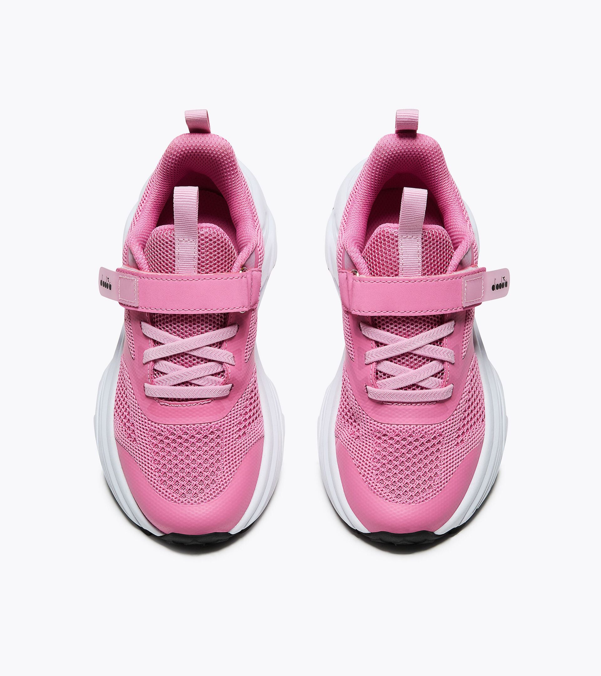 Running shoe - Double lacing system - Junior
 SNIPE 4 JR BEGONIA PINK/WHITE - Diadora