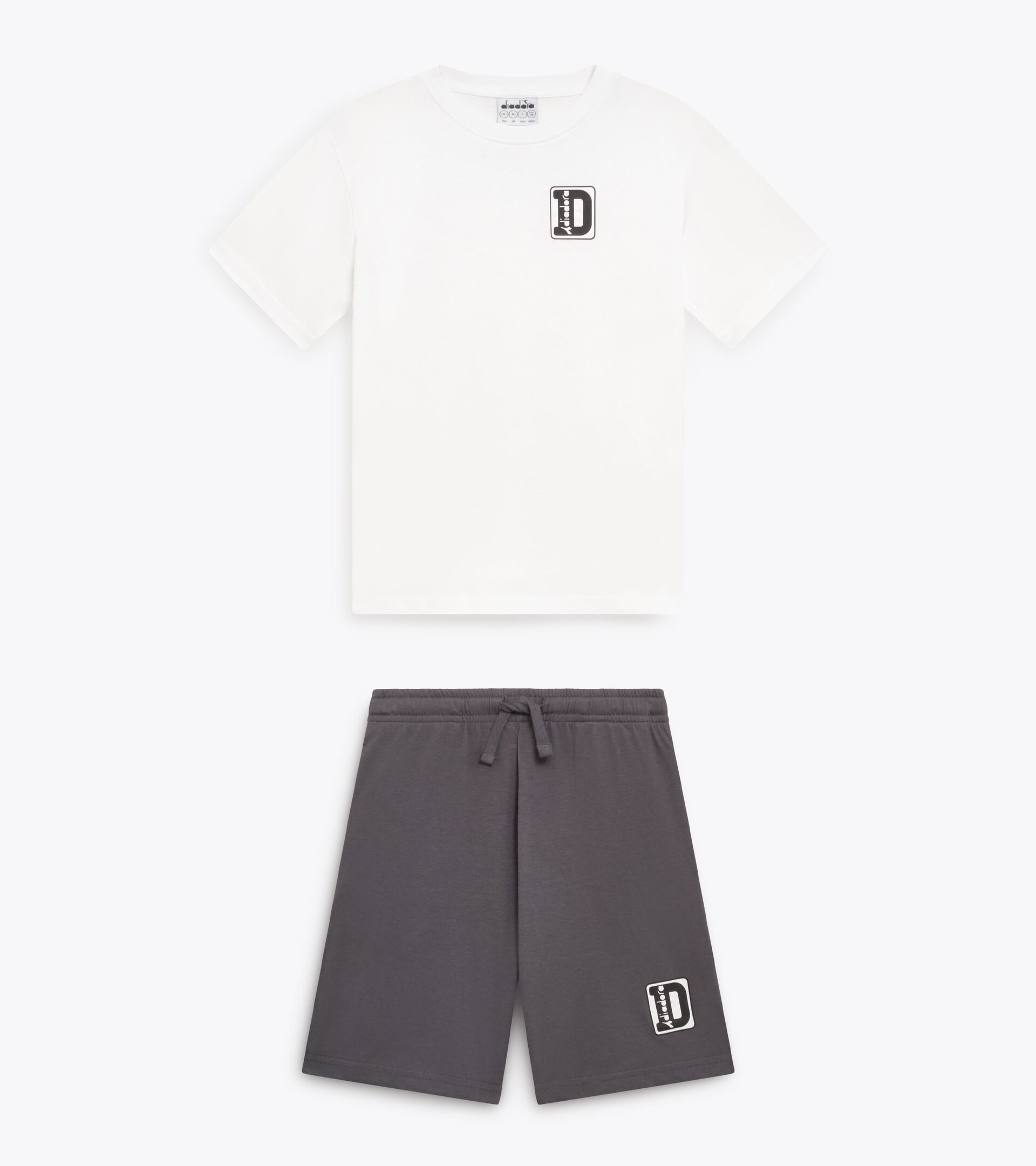 Ensemble de sport - T-shirt et short - Gar&ccedil;on
 JB. SET ESS. SPORTS II SS BLANC VIF - Diadora
