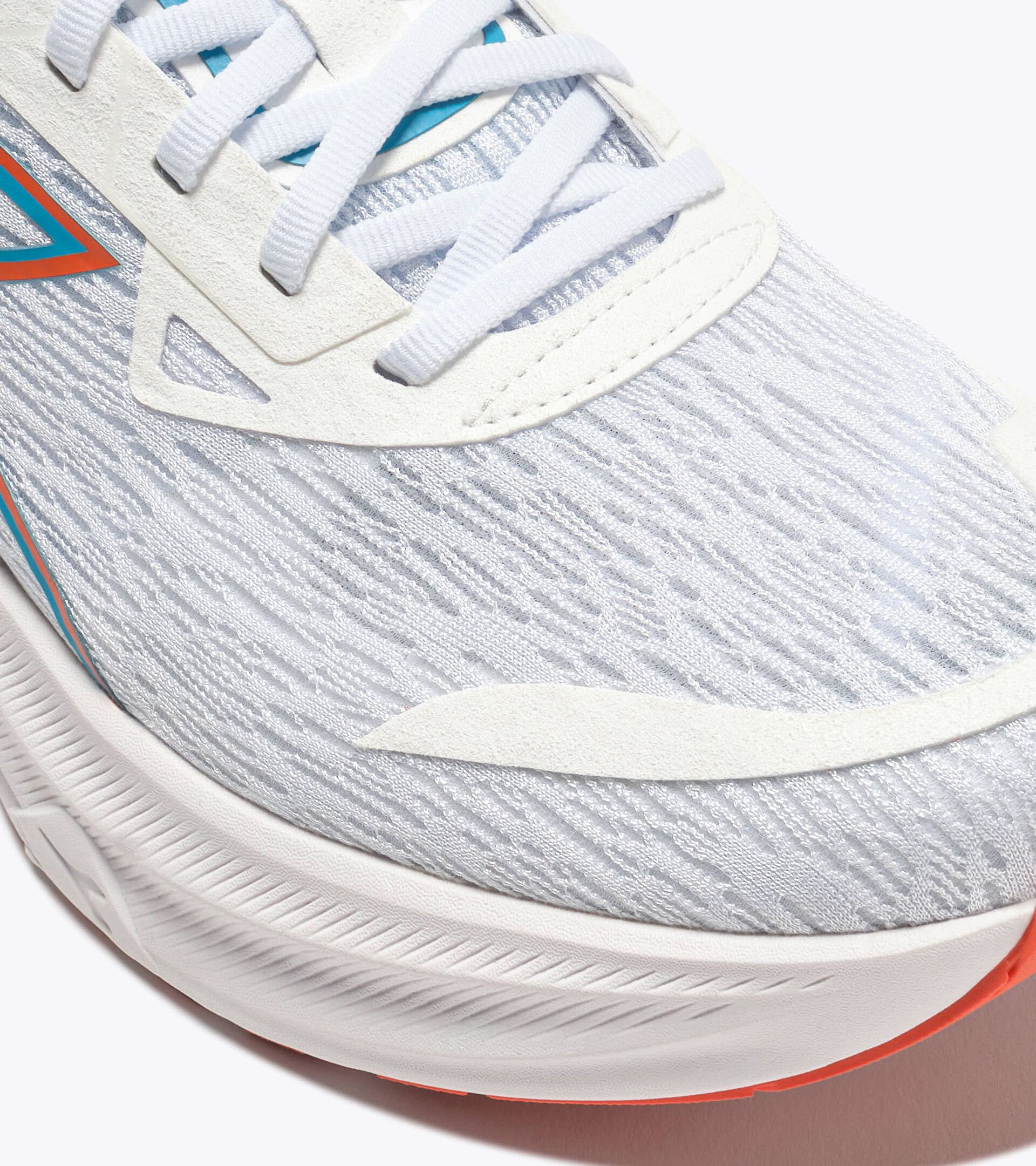 Running shoe - Comfort and stability - Men's NUCLEO 2 WHITE/ORANGE NASTURTIUM - Diadora