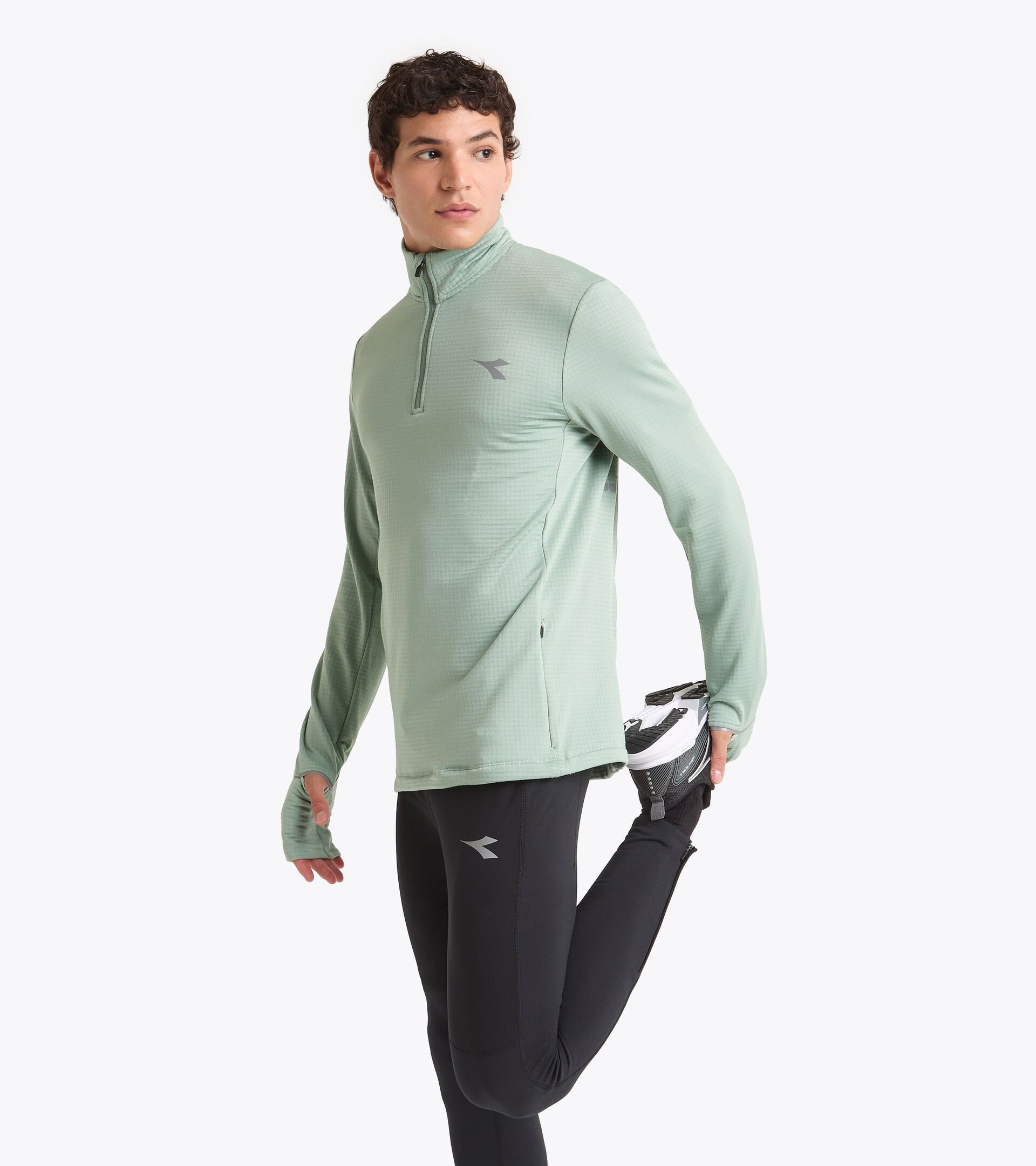 Thermoregulating fleece with FIBRAZERO fabric - Winter Protection - Men’s
WARM UP WINTER PROTECTION ICEBERG GREEN - Diadora