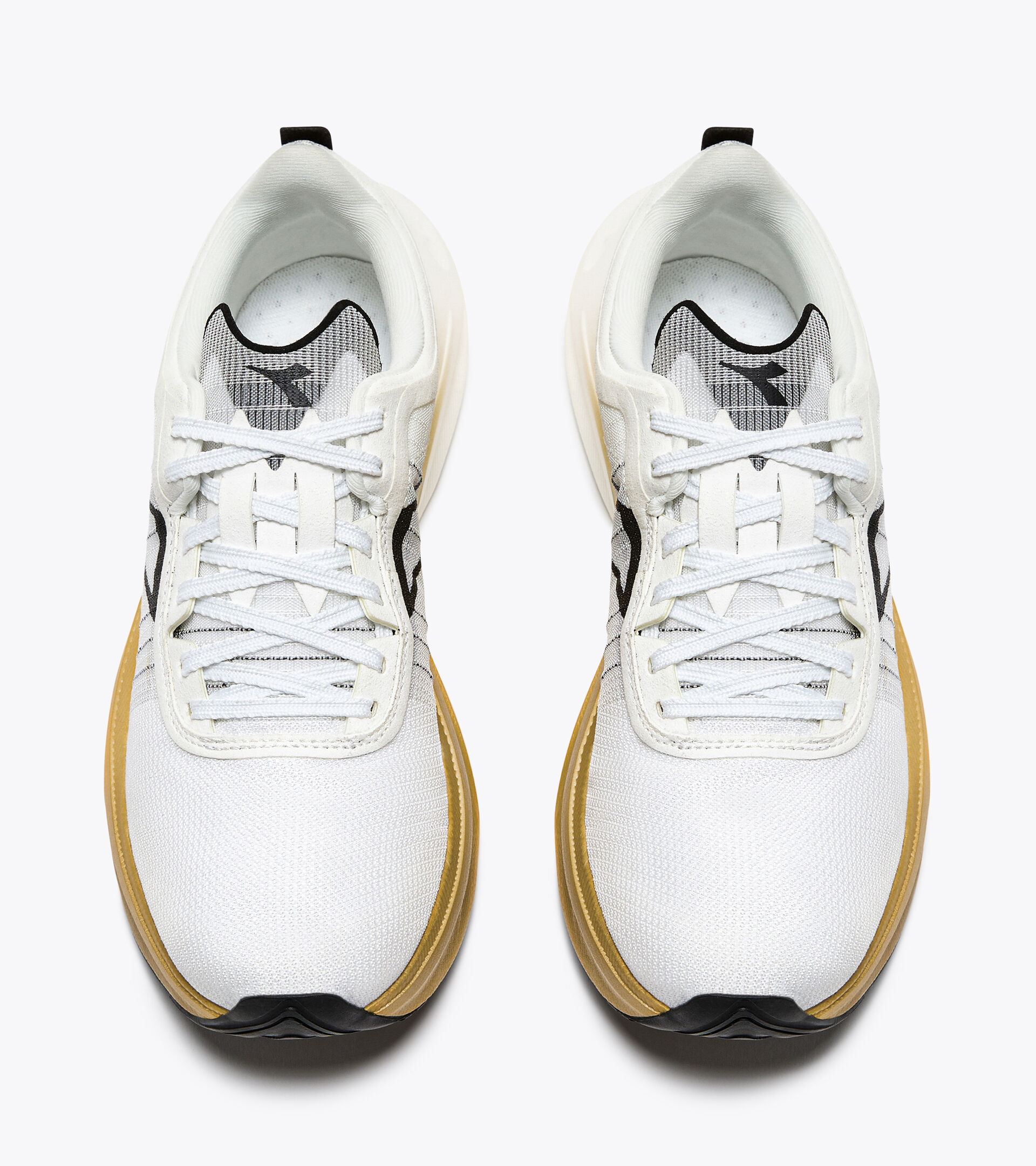Road and track racing shoe - Carbon fiber - All-Gender GARA CARBON WHITE/BLACK/GOLD - Diadora