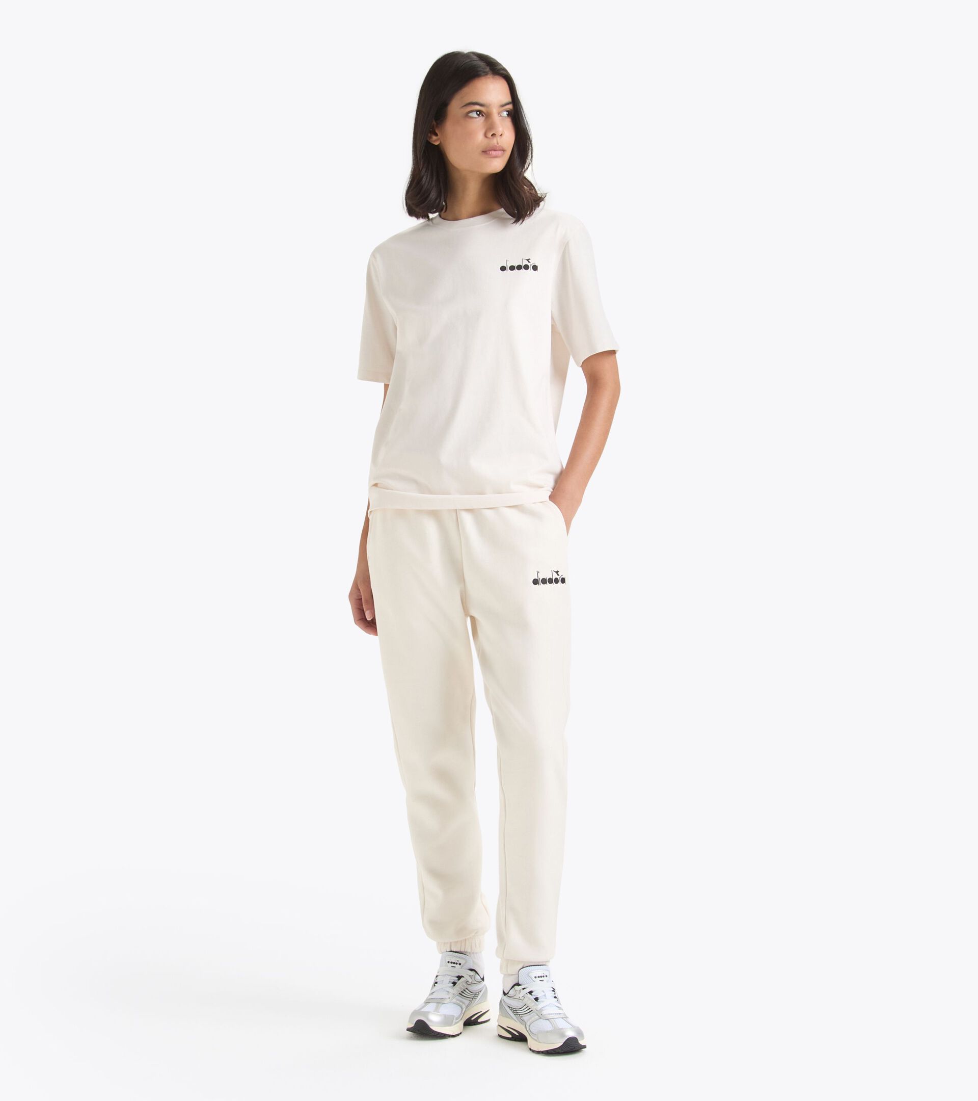Sportliches T-Shirt mit kurzen Ärmeln - alle Geschlechter
 T-SHIRT SS ROUTE WEISS LAPPENBLUME - Diadora