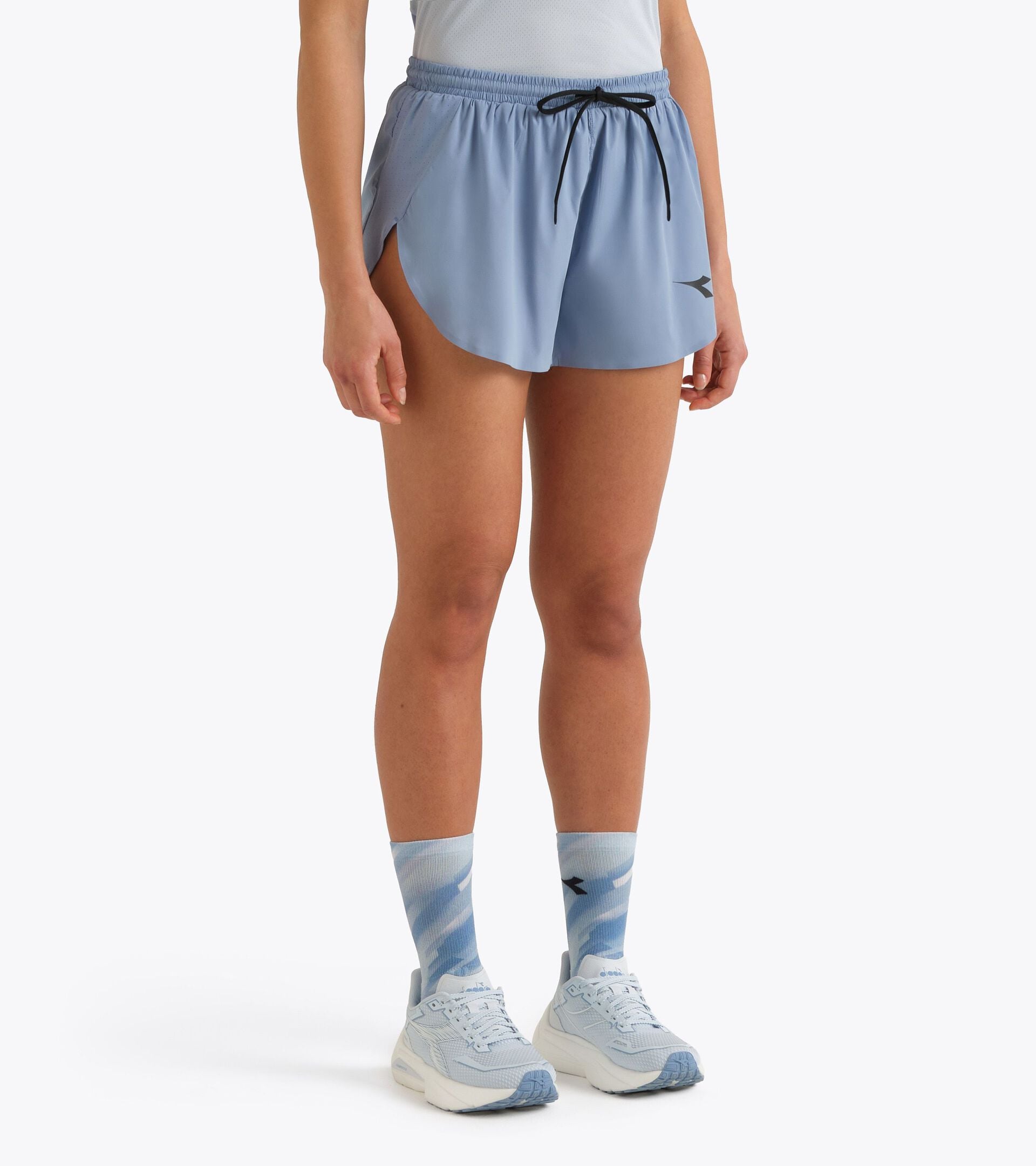 FIBRAZERO 2,5&rsquo;&rsquo; Split Shorts  - Running - Women&rsquo;s
 L. SPLIT SHORT 2.5 SUPER LIGHT FIBRAZERO ENDLESS SKY - Diadora