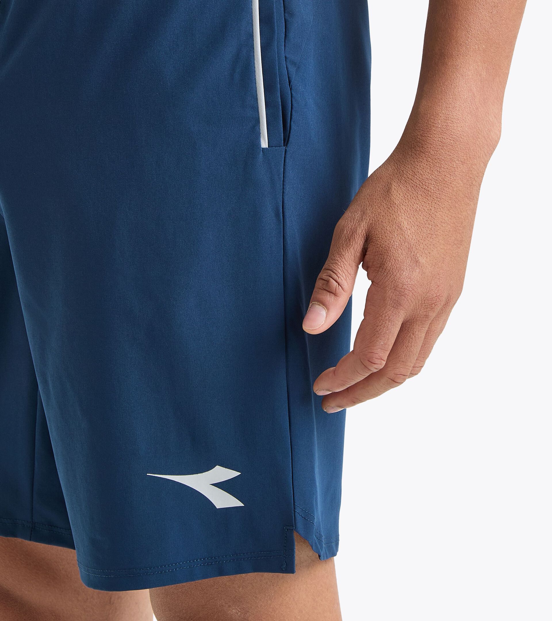 Pantalones cortos de tenis 9’’ - Hombre
 SHORT 9'' CORE AZUL ESPECTACULO - Diadora