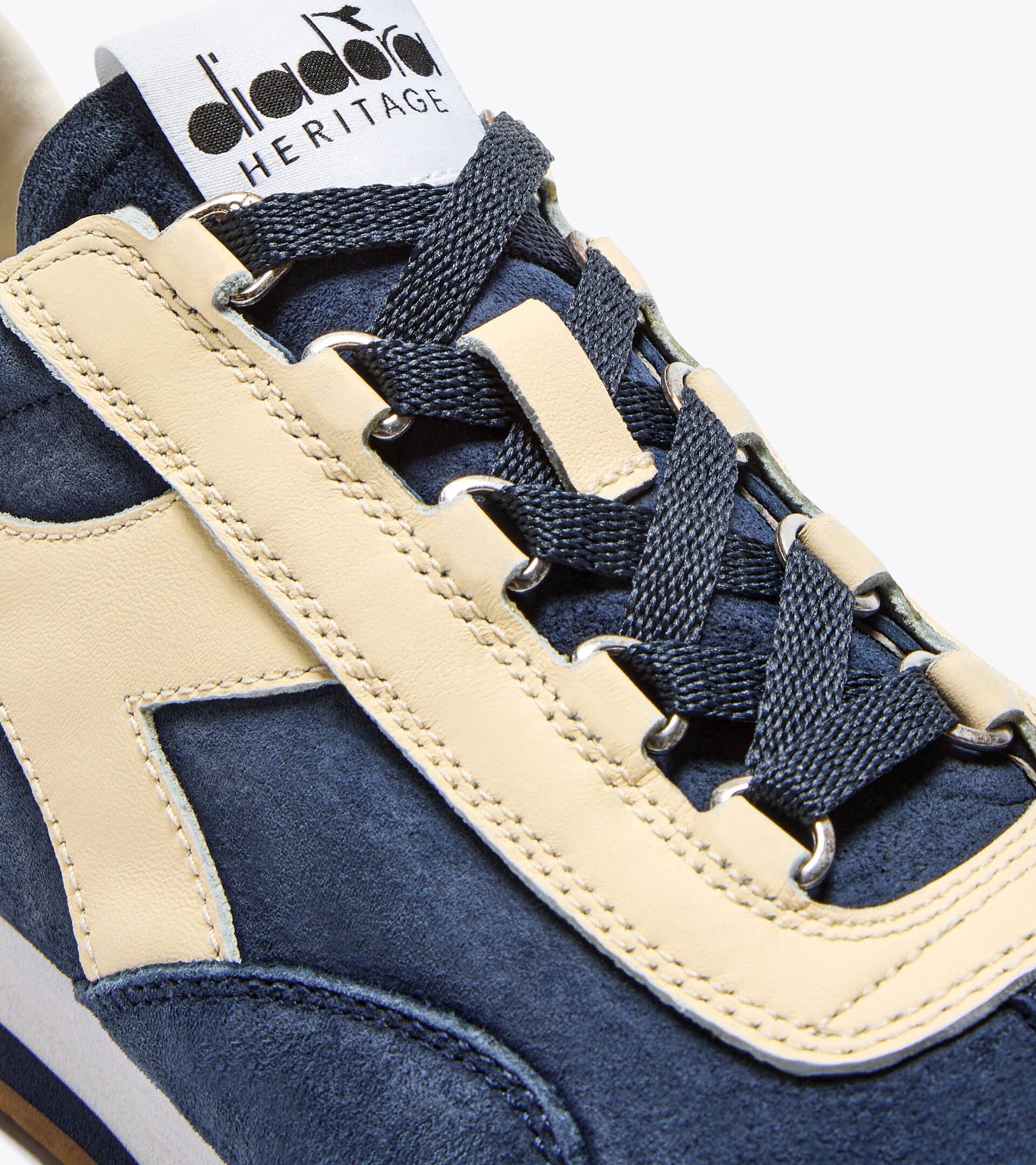 Heritage low-profile leather sneaker - All-gender EQUIPE '75 SW BLUE CASPIAN SEA - Diadora